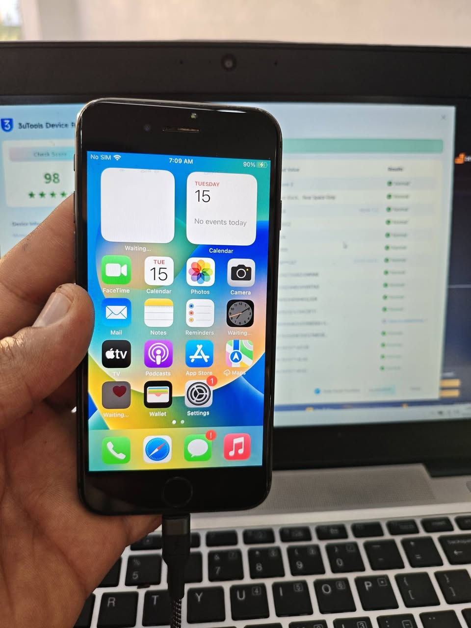 IPHON 8 mini  🌷   64  GB ♦ 

دەستی دوو زۆر خاوێن ، زاکیرە 64 گێگا + پاتری 82
تەنها جامی گۆڕاوە شاشە بیلاد بایباسە و سیمکارتیش دەخوێنێتەوە 🌷

نرخ /  65 هەزار  🌹💐🌷

***********
***********
ناونیشان قەڵادزێ
