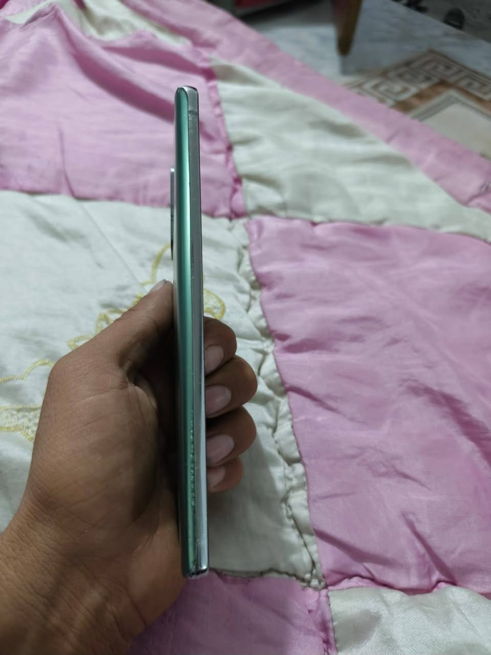 سامسونج نوت ٢٠ • نضيف • طبع خفيف