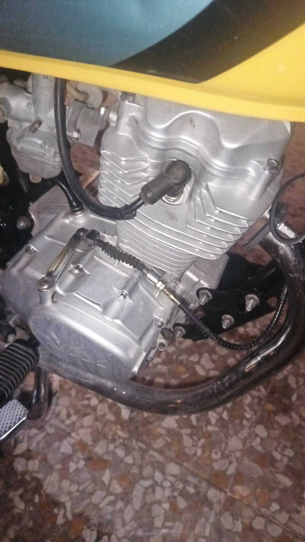 كلك مديل 24 نظيفه وياله وتايرات جوبلس ستوني شادهن ودراجه ستوني مضبضبهه كهربائيات شغاله فقط اشاير كتف يرادلهه ب400 وبيهه مجال متواجد خاص ***********

