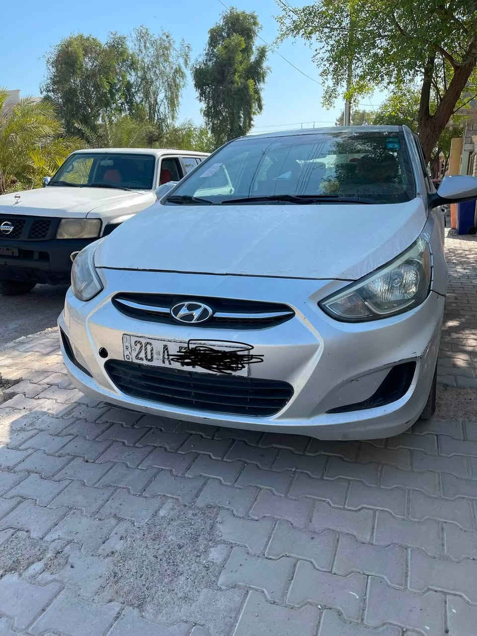 اكسنت موديل 2015
باسمي تحويل ثاني يوم 
بيها طعجات بسيطة موضحات بالصوره 
سيارة امريكي محرك وكير بلاد

ماشيه 128 
تخم تايرات جديد 
تبريد ثلج 
صدر جديد 
بيها ع الاغلب قطعتين 
*********** للاستفسار

