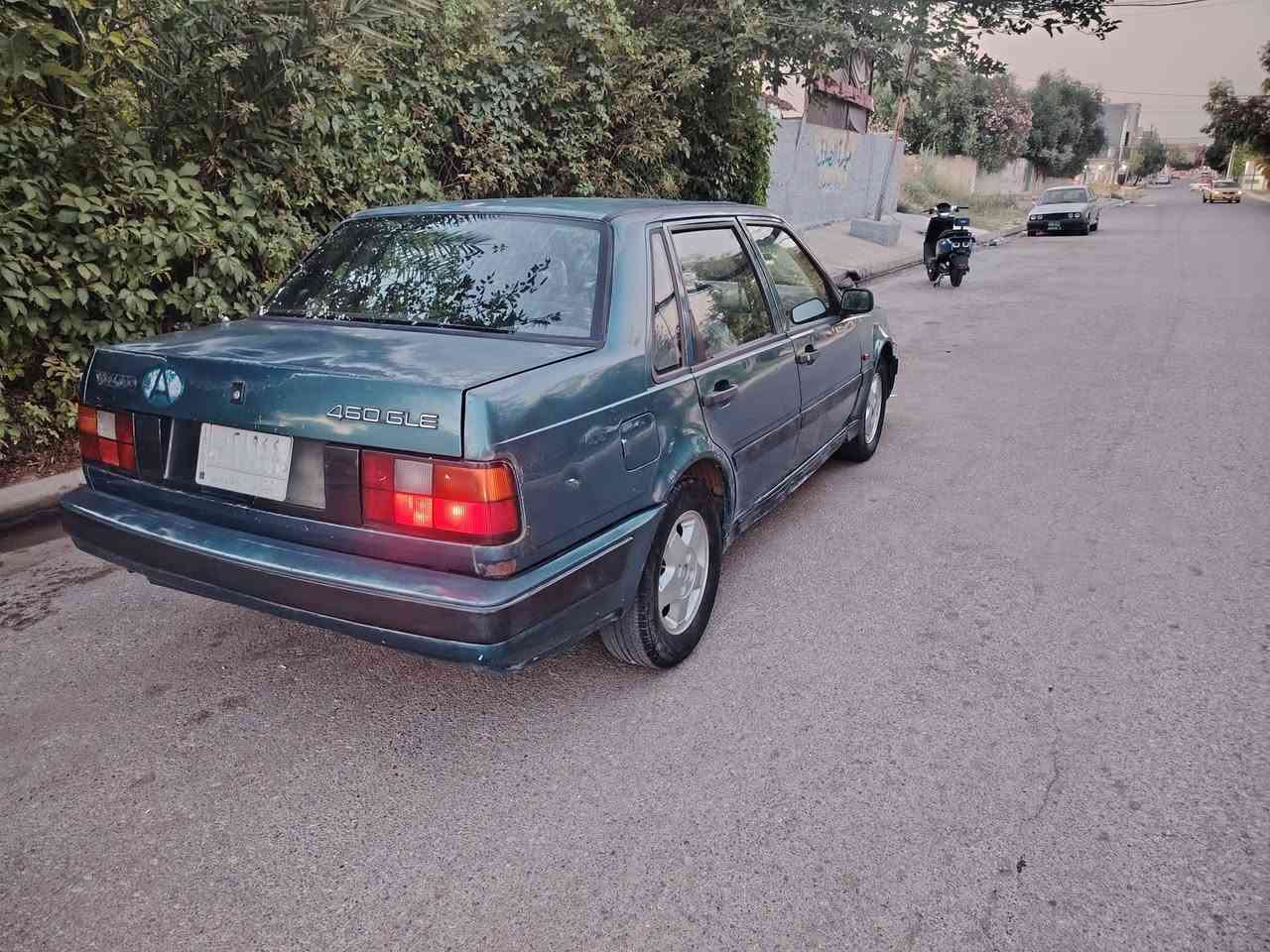 فالفو 460 موديل 1993 مكينه كير توماتيك بشرط رقم الماني سنويه عضم ٢٠٢٩ شرط التحول طخم امامي خلفي جديد كابون بانزين بيها تتكاتب ويه شرعي السعر ٢٧$للتواصل *********** مكان سياره موصل الجانب الايسر حي السكر
