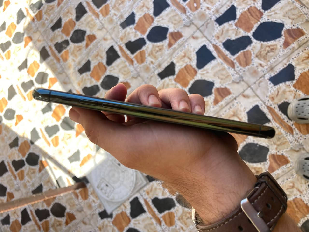 ايفون 11 pro max امريكي AAA ذاكرة 256 جهاز بلادي ممفتوح ولامصلح ومابي ولاشخط بطارية 🔋 78 جهاز بلادي 

السعر 275

رقم الهاتف *********** بي واتساب
