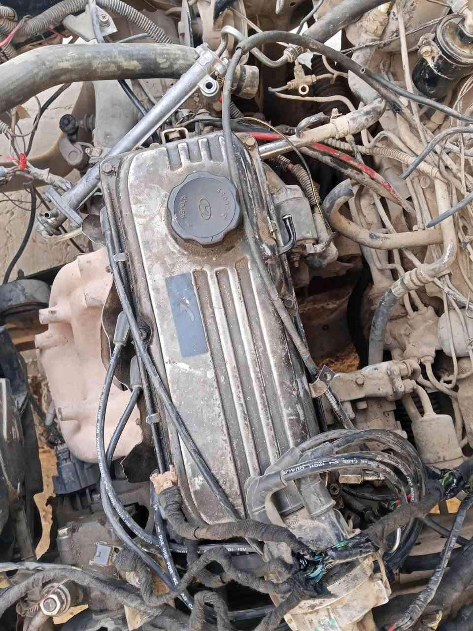 السلام عليكم غراض سياره النترا 94 دكشن وچويتر ونوزل للبيع ما متواجد فيس اتصال ع الرقم مكاني تكريت ما عندي توصيل 
***********
