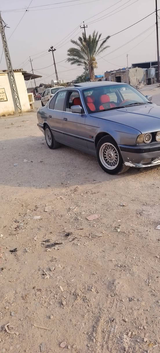 للبيع بي ام 520بلادي فول عادي محرك فل سياره جاهزه بيه شويه ترتيبات مشروع وطني رقم كركوك شراط التحويل ملاحضه اني مكلف بنشر من تنباع اخذ دلاليه من الطرفين مراوس حسب النتفاق السعر 35 وبيه مجال الستفسار على هاذه ***********
