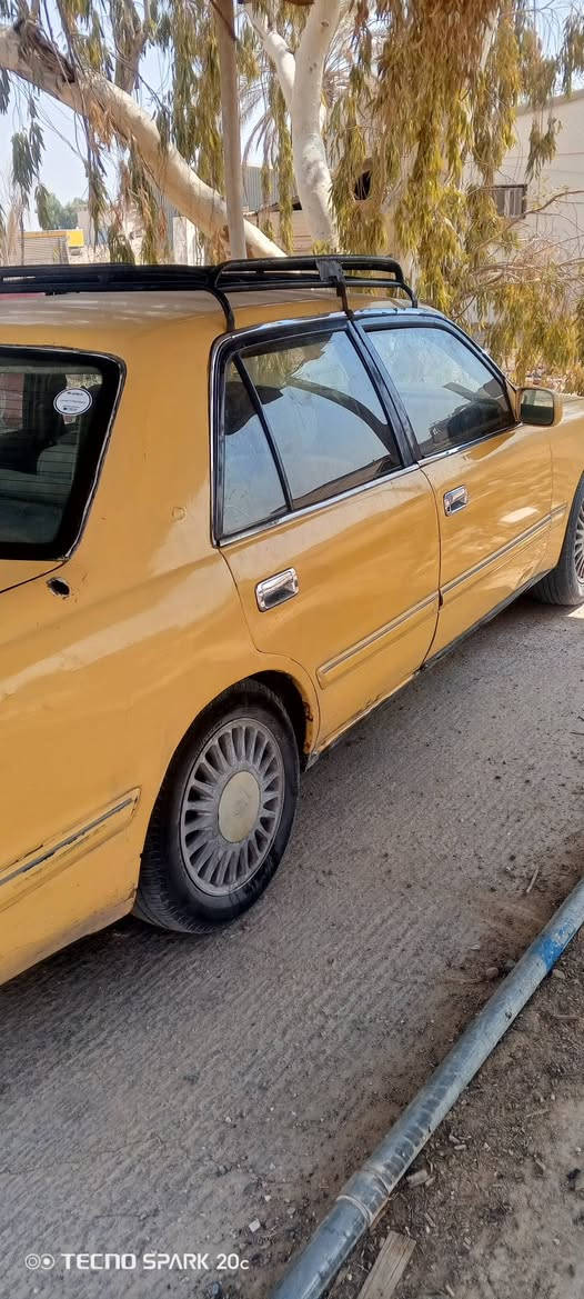 سلام عليكم سياره راس ثور الارنب رقم صلاح الدين ألماني سنويه صاقطه،،2020 موديل 98تكسي. مكينه جديده هسه شاهده وراعيهه بل بصره بس ما اندله السعر 35وبيهه مجال قليل  مكاني السماوه ***********

نص مكتوب في الصور:
- TECNO SPARK 20C