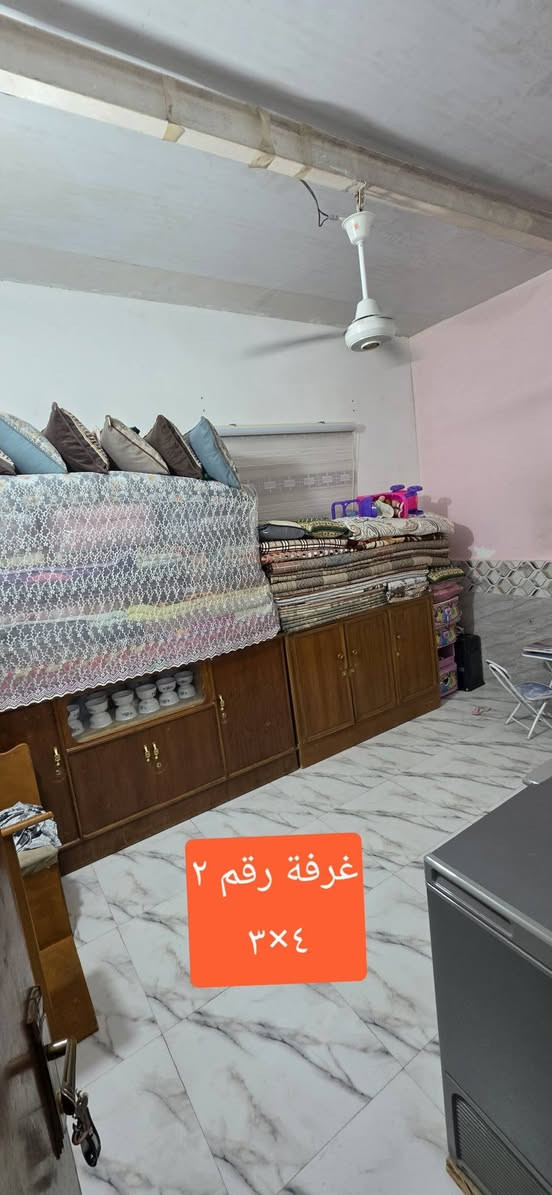 على بركة الله
دار للبيع المساحة ٣٠٠ ركن 
كوت / حي الجوادين الثانية شارع مدرسة الودق للبنات
الصور هية تتكلم عن نظافة البيت و ترتيبه
ماء
كهرباء
مجاري
انترنت ضوئي
منظومة كاميرات صوت و صورة
كولة جاهز 

للأستفسار الاتصال على الأرقام التالية
***********
***********
***********
