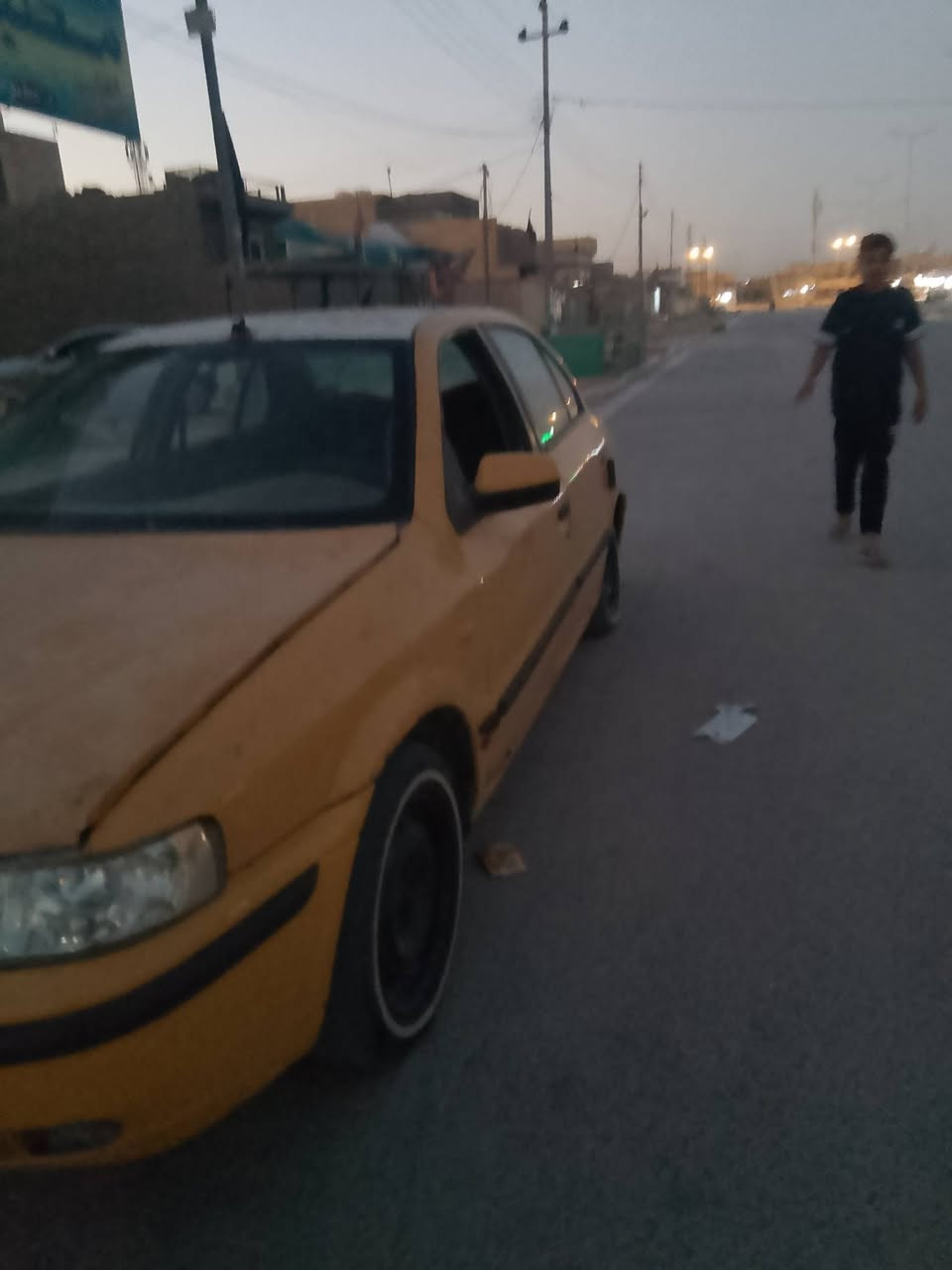السلام عليكم مكلف بالنشر 
سمند 2011 بدون راعي اتكفل سرقه وعشائر
مكينه جديده وكور جديد كهربائيات المكينه والضفيره كلهن جدد بيها نواقص بسيطه تبريد مابيها كمبريسر ما يشتغل 
مراوس حسب القناعة لحد يراسلني مكلف بالنشر هذا رقم صاحب السياره ***********
