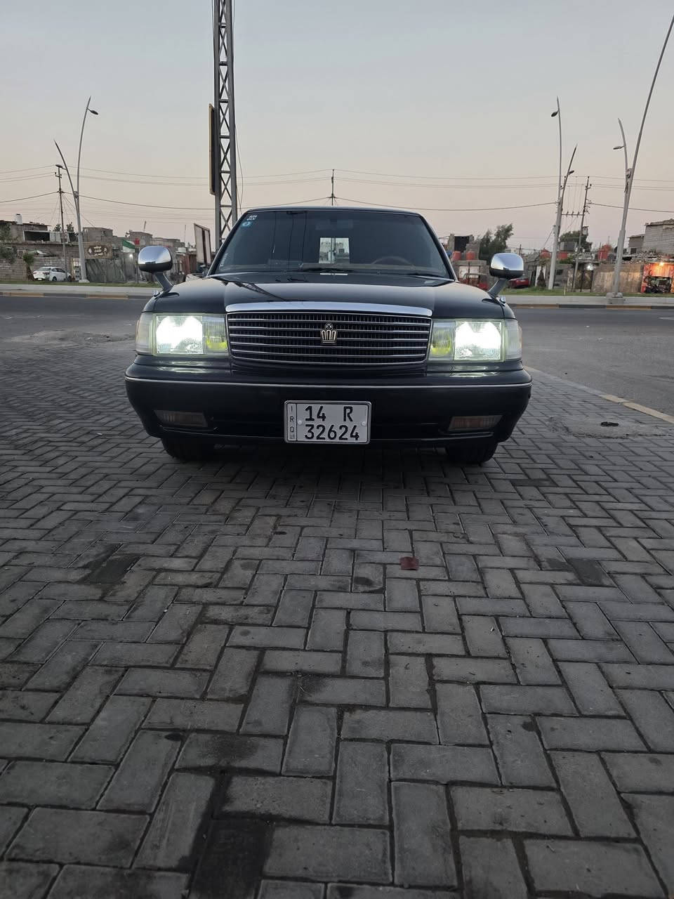 السلام عليكم 
سيارة ارنب للبيع بسمي رقم بصرة انكليزي سنويه هزة مجددة كفاله كص نقل جثه والرسميات 
تفاصيل اقرى  
العمل يشمل تبديل سستم كامل وارد يابان من البجم للبكلايت غرفه جديدة با الكامل دشبول جديد ويل كب حاويه  مال سستم تخم تاير  شرط سيارة وحدة منضومه زنون بلاد على الايتات مال وارد يابان منضومه تبريد كامله مكمله شبجه بواري كمبريسر فريز بطل بخاخ شرط التبريد ثلج ادامه كامله على المحرك تخم بلكات اصلي ضفيرة محرك ديلكو جعمقه جديدة منضومه ماء جاينات كله حاويه زيرو تخم تاير ياباني حداديه جديدة ربل بدي جديد وتفاصيل هواي بيها والسيارة كدامكم ابو المصلحه يعرف شني جاي احجي .
تحياتي لكم 
سجاد الصافي 
*********** 
السعر ١٠٠ بيه مجال قليل حك الجيه
