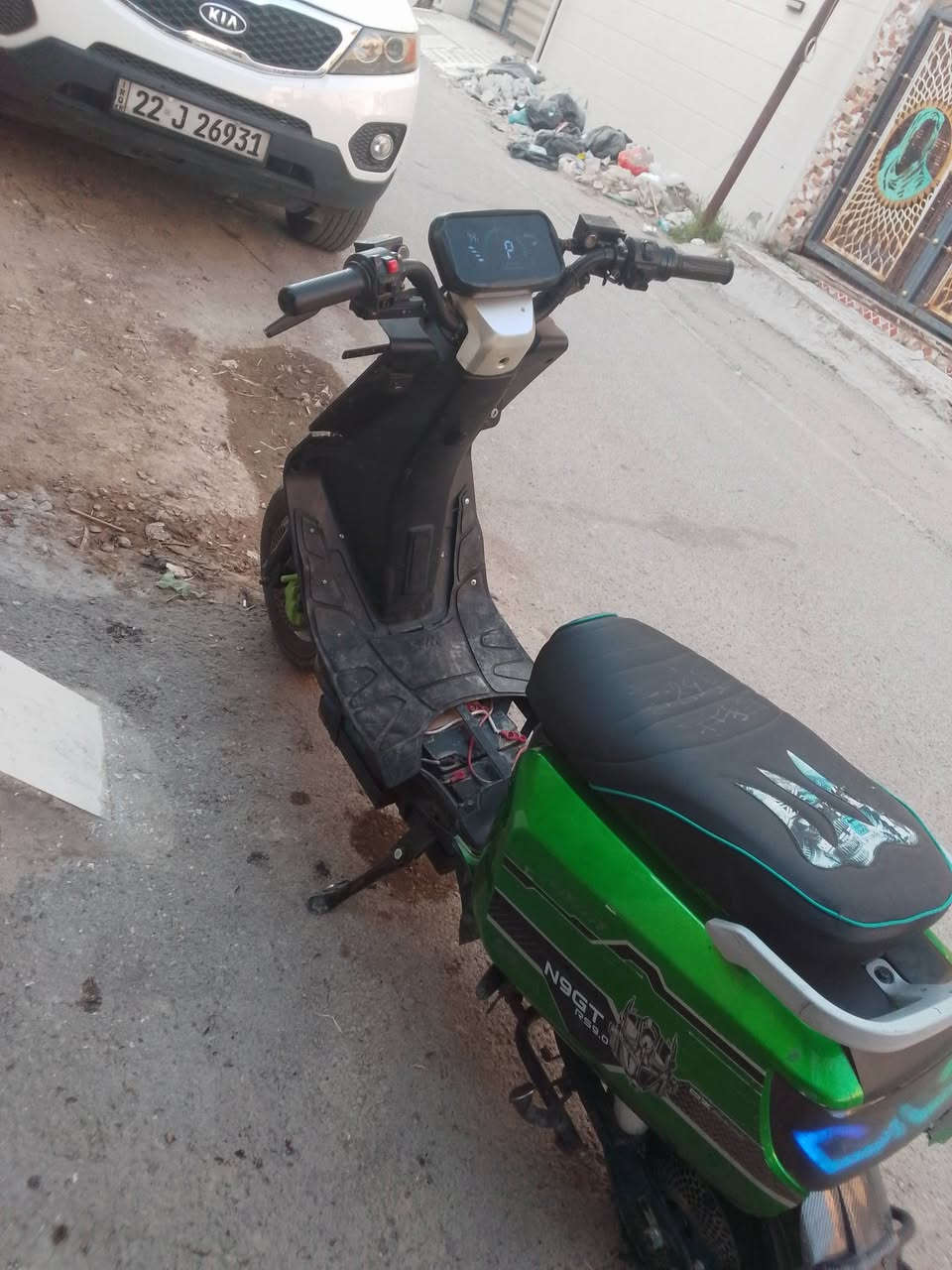 دراجه شحن خير من الله كهربائيات كلها شغاله الدراجه اخذتها مدعومه فقط البجم مموجود كدام العين عدد البطاريات 6 تشحنها تطول 3ايام حسب استخدامك السعر 225 مكاني بغداد الكريعات للاستفسار ***********
