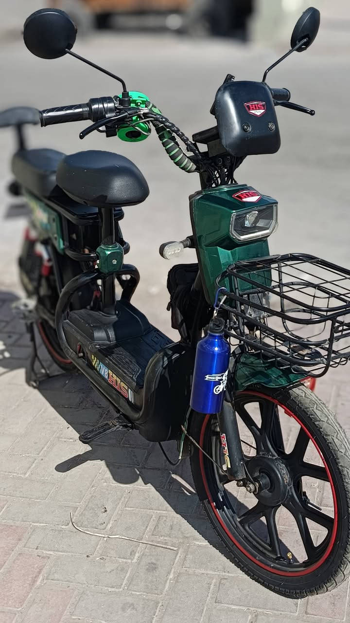 ماطور شحن • ٥ بطاريات • رباعي