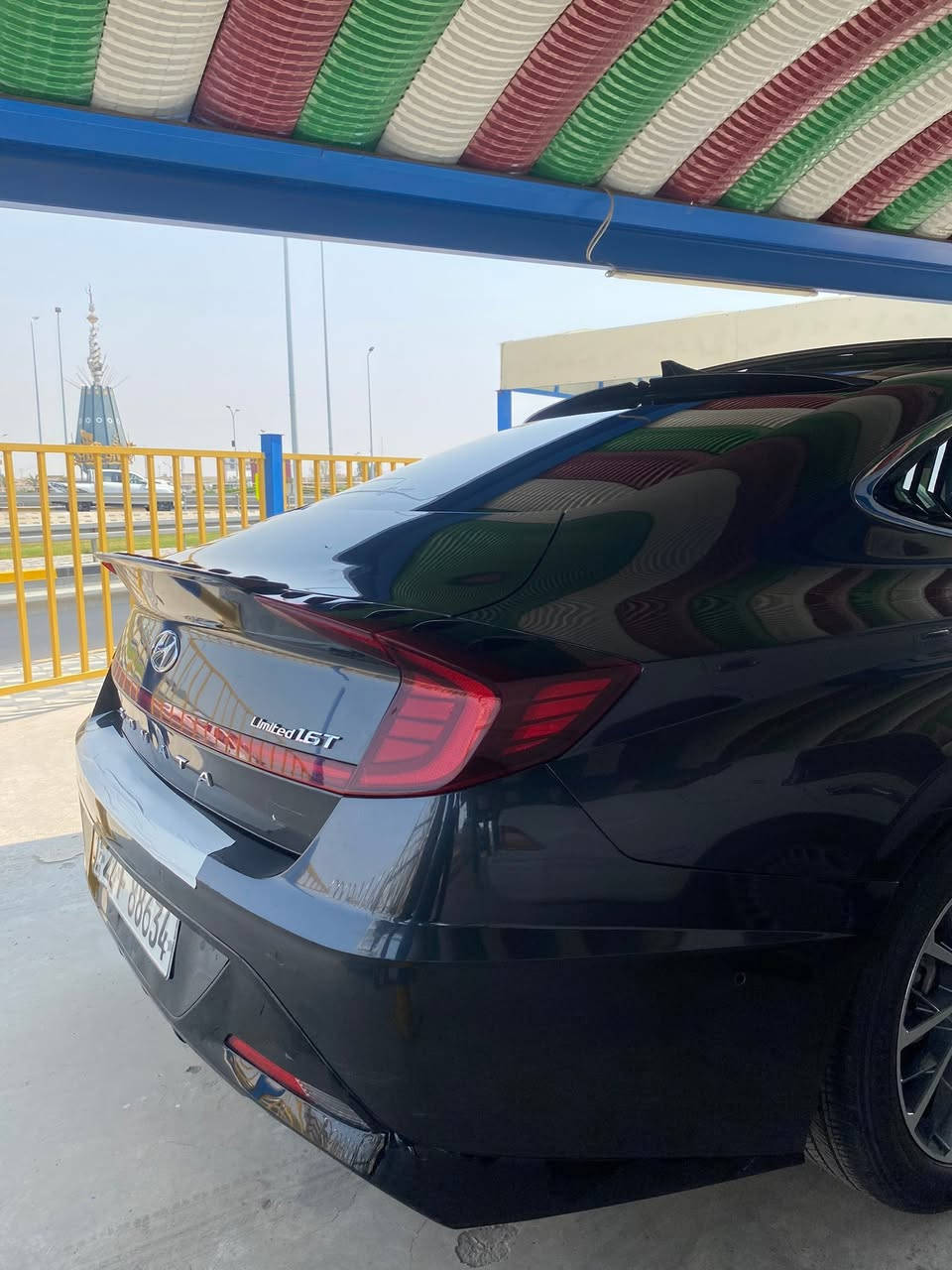 السلام عليكم 
سوناتا 2021 Limited فل للاخير 
بدون ايرباك حادث كلش خفيف 
فول مواصفات 1/1 داتا شو 
رقم اربيل وكاله او تحويل سنويه ماساقطه 
مراوس او بيع 152 $ سياره نظيفه وجديدة 
مكاني بصره ***********
