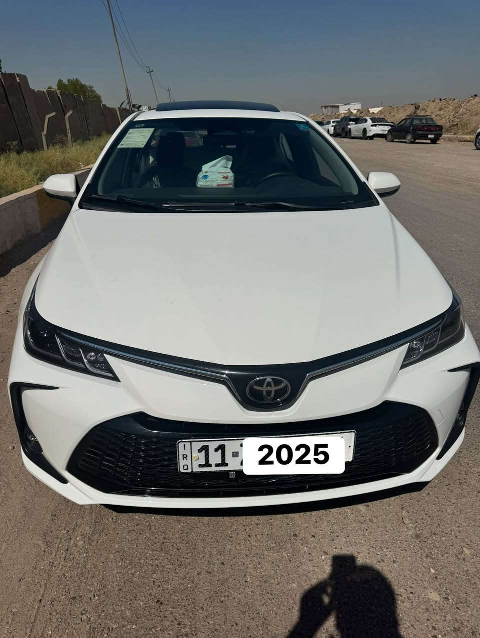 كورلا 2025 
فول مواصفات كشنات جلد وفتحة وبصمة رادار 
ماشية 10 الف مكفولة من كلشي بعدهة بل جياس مال شركة
السعر 162 وبيهة مجال بسيط 
مكاني بغداد بحي الجهاد 
***********
