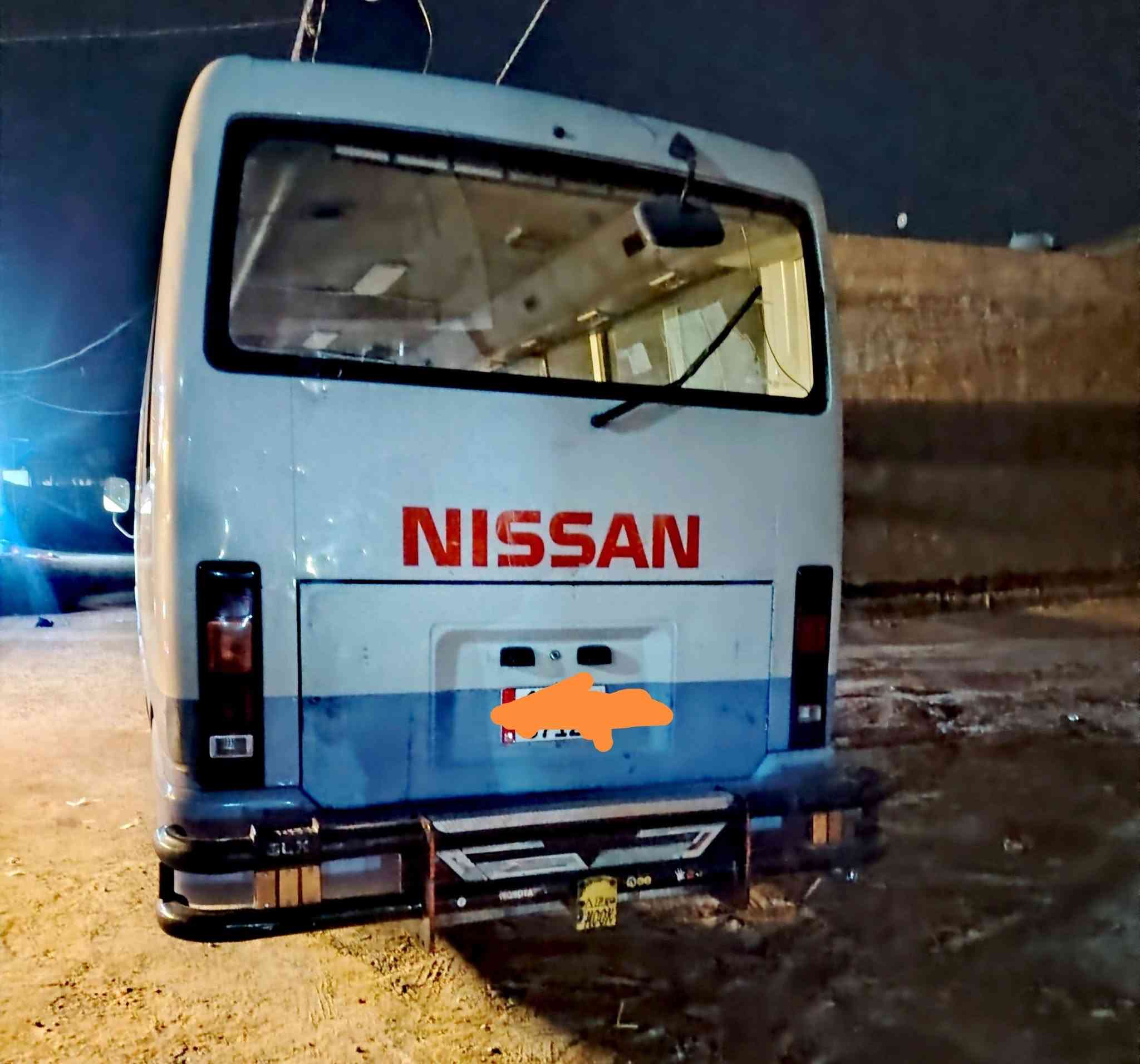 سلام عليكم كوستر نيسان موديل 2000 سياره حلوه نظيفه كفاله عامه ماكينه كرنفال رقم التليفون*********** عنوان كربلاء المقدسه
