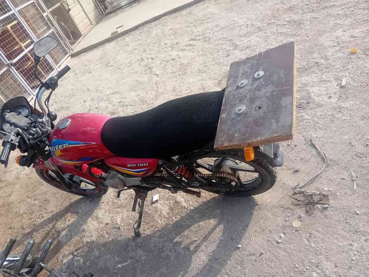 بوكسر • نضيفه • كهرباء شغاله