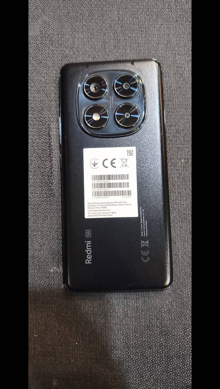 سلام عليكم موبايل ريدمي نوت 14 pro 5g للبيع
مواصفات 
بطاريه 5110

معالج ميديتك 7300ultra 

ذاكره 256 12gb

شاشه منحنيه ضد الكسر 120 فريم

الجهاز للبيع مكاني بغداد و سعر 375 و بي مجال للتواصل ***********
