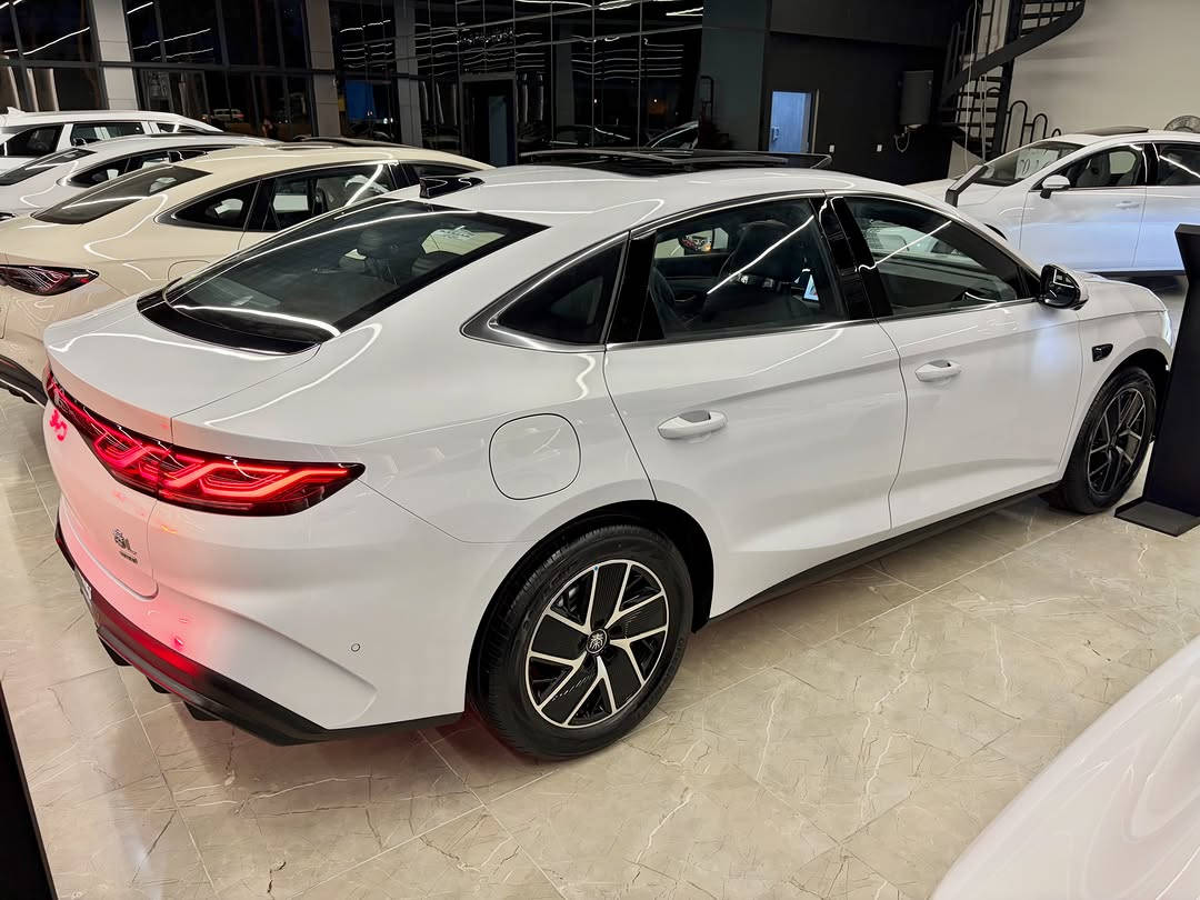 🔥باتری گەورە و پانۆراما و سفر کیلۆمەتر🔥
BYD Qin L Flagship
‎ بی وای دی چین ئێڵ
‎‏‎مۆدێل ٢٠٢٥ مکینە ١.٥ باتری ١٢٠ کم ‎ 
‎ ‏‎شحن+کارەبا+بەنزین
‎١٦٠٠ کیلۆمەتر بە تەنها یەک تەنکی بەنزین 

‎‏‎مواصفات فول، پانۆراما، کوشن کارەبا ،١٣ کامێرا، داشکام ڕیکۆرد، ئۆتۆ پارک ، ڕاداری خەتی جادە، ڕاداری تحدید سرعە،بەصمە، کارت، شاشە گەورە ،کامل حساس، سوکان ڤۆلیۆم، ویلکرۆم ١٧، ئیشارەتی سەر ئاوێنە، تبرید مرکزی، لایت زینۆن، بەگلایت لید، گێچ ئەلەکترۆنی،درایڤ مۆد، دوگمەی خلیسکان، ئەی بی ئێس، ١٠ ئەیرباگ.

‎کێبڵ شحنی بیلادی و کارد و فڵچەو و موادی پەنچەری لەگەڵدایە

‎بۆ زانینی نرخ کۆمێنتێک بەجێبهێڵە
‎لتفاصیل والسعر اکتبوا التعلیق

‎‏‎‏‎ پێشانگای ســـلـــێــــمـــانـــی ھەمیشە پێشەنگین 
‎‏‎معرض الســــلــیــمانـــیـــة ھو الافضل دائماً

‎‏‎بە داوای لێبوردنەوە شێوازی قیستمان نییە⚠️⚠️
‎‏‎نعتذر منکم لیس لدینا نظام الاقساط⚠️⚠️

‎‏‎📍العنوان: سلیمانیة -طریق کرکوک-نقلیات الرئیسی السلیمانیة - الرقم ١٢٨
‎‏‎📍ناونیشان: سلێمانی - تێرمیناڵی سەرەکی سلێمانی- ژمارە١٢٨

***********☎️

#BYD #QinL #BYDQINL #SlemaniAuto
