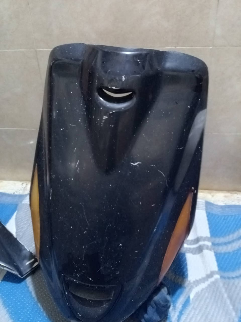 كفرات فراشه حاويه بيهن كسور وشخوط ومبينات بتصوير. سعرهن 50 قفل مكاني نجف حي المكرمه. متوفر خاص وواتساب***********
