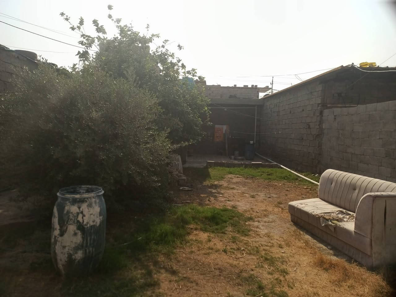 بيت • بيع/إيجار • مي وكهرباء زراعي