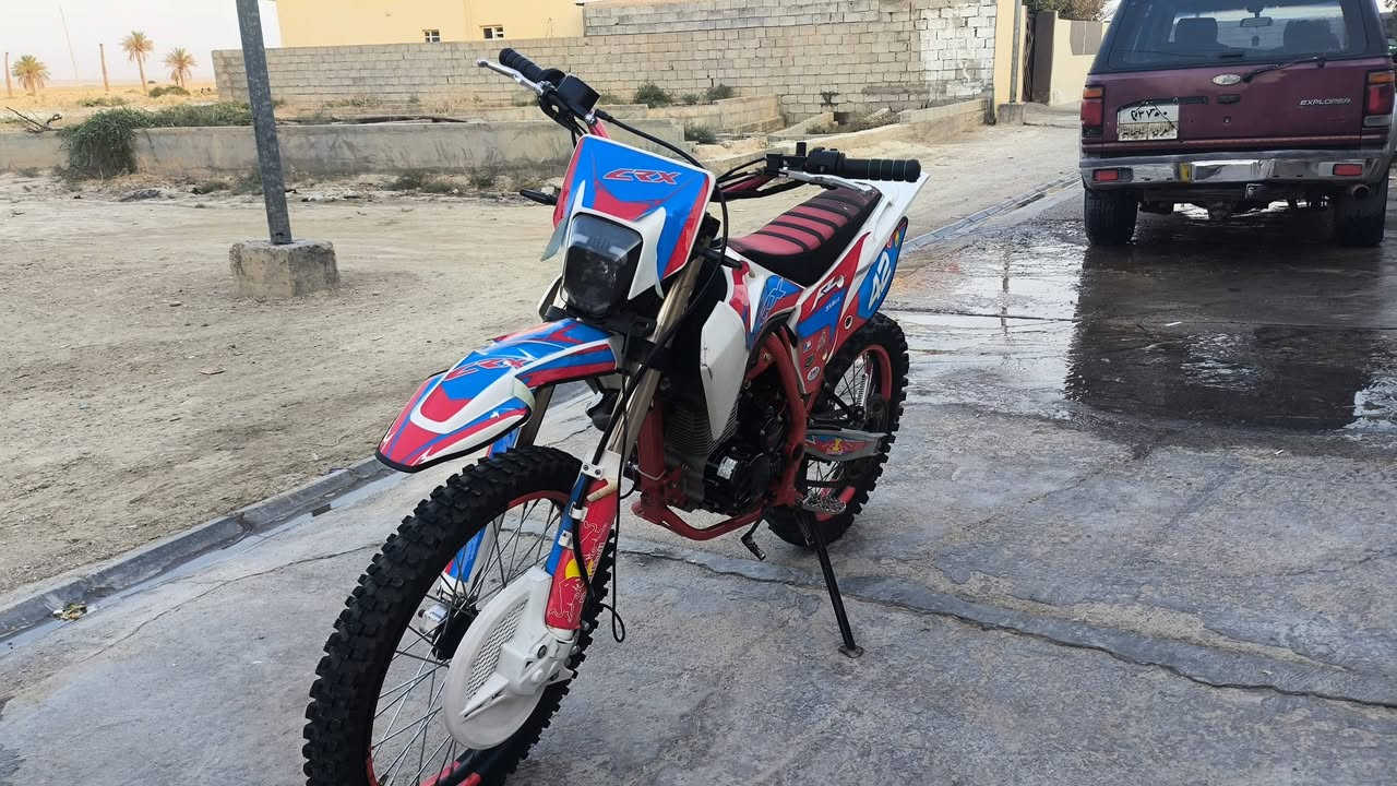 سلام عليكم
قفاز CRX مكينه 350 للبيع  

2024  مكينتهة خير من الله لاصوت لا تبخير  كامله مكمله مكاني ديالى مندلي 

***********
سعر مليون 350 وبي مجال
