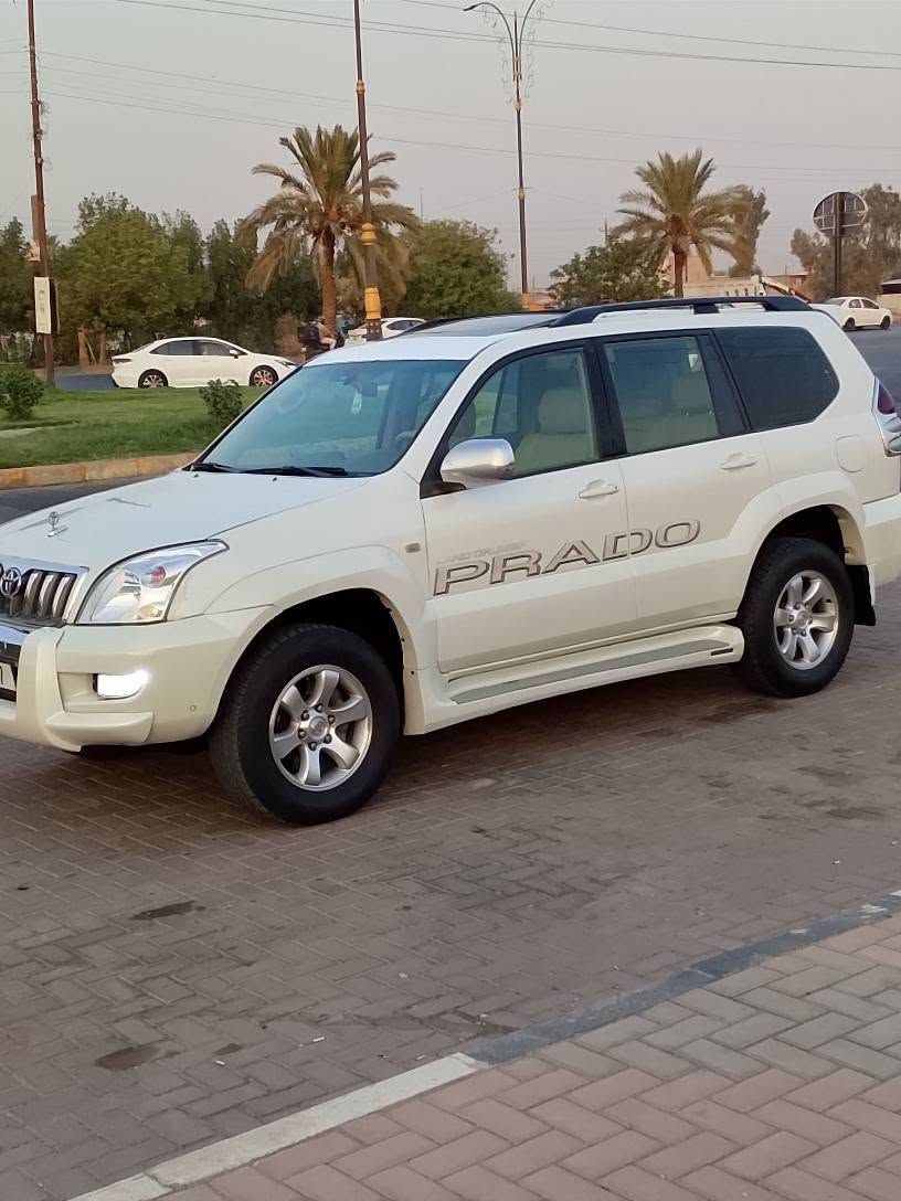 السلام عليكم 
برادو 2009 خليجي فول مواصفات واحد على واحد 
بيها صبغ بنيد وشوية من الجاملغ بدون ضرر داخلي
السيارة نظيفة مابيها نقص مال جناي
كير ومكينة وحدادية وتبريد وتخم تاير مكفولات 
المواصفات 
فتحة سقف 
كشنات جلد 
كشنات كهربائية 
حساس امامي وخلفي.
مري شفط
كامرة دوارة 
ويل كب استيل
مكينة 6 سلندر
7 راكب 
3 قطع تبريد
السيارة فوول مواصفات
سنوية 2031 
رقم بابل الدولي 
السيارة بسامينة 
المكان كربلاء المقدسة .
السعر 138 .
***********
*********** كربلاء, العراق
