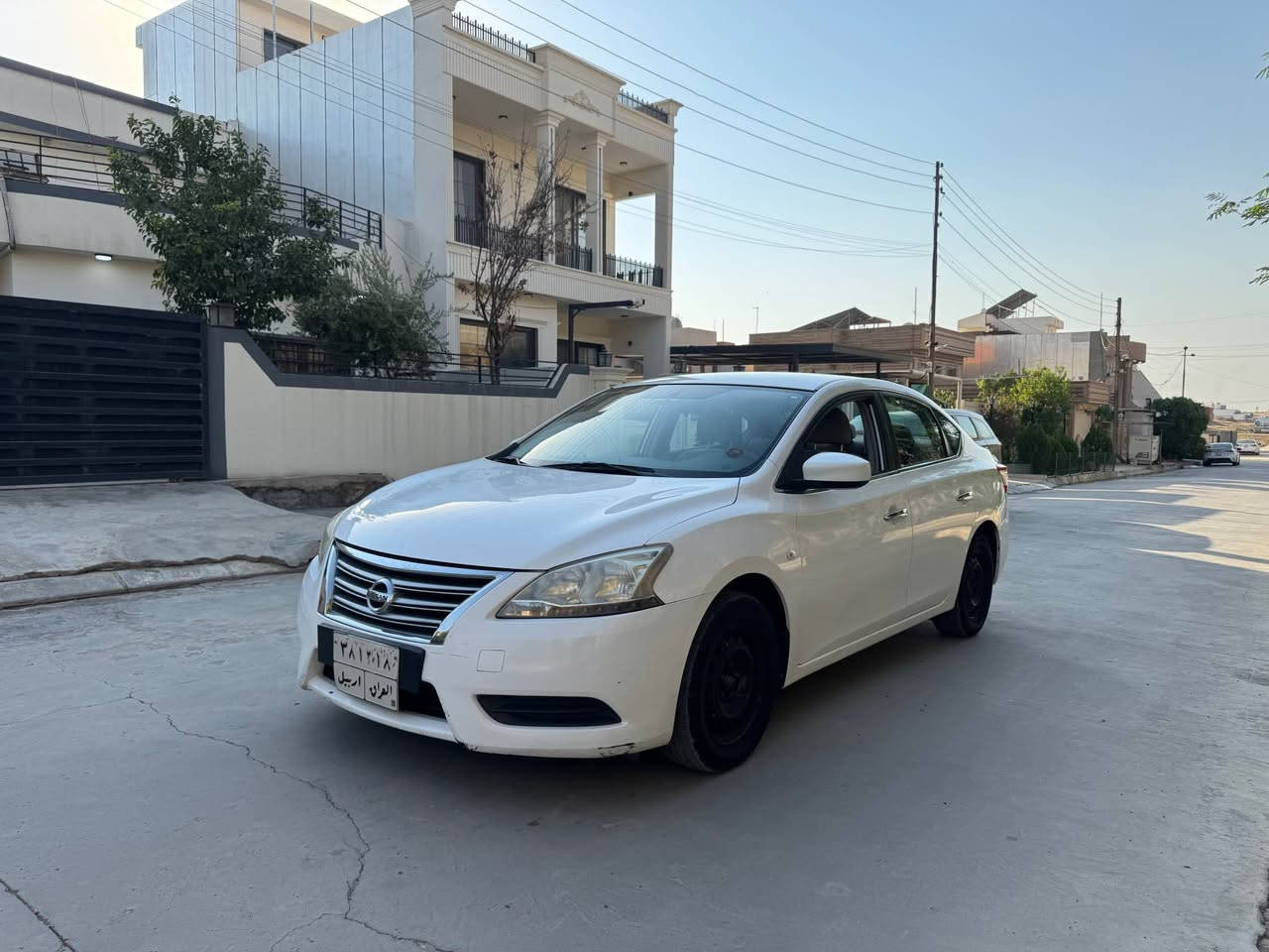 نيسان سينترا ٢٠١٥ خليجي

ماشيه فقط ١٣٠ الف كيلو متر
 كير ومحرك بشرط ودهن كير مبدل 
بطاقة بانزين موجود بيها 
سونار مالتها موجود 
والسعر ١٠٥ وبيها مجال بسيط
عنوان السيارة كركوك
تحويل مباشر كركوك, العراق
