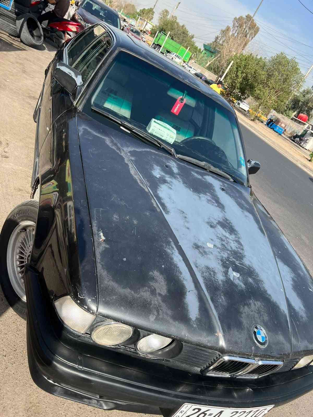 سلام عليكم بي ام ٧٣٠ مديل 1992سنويه باسمي هزه ورقام انكليزي سياره كير محرك صدر تخم تاير كهربائيات كله كامل تبريد ثلج قطعتين شغال سياره لاضربه ولاصبغ ولاخياس سياره بلاديه كلها فقط جارده خرفتها حلوه وسياره جاهزه من كلشي فقط صبغ تحتاج وسنويه باسمي مشروع وطني ثاني يوم احولك مكان بغداد الشعب السعر٣٨وبيها مجال
***********
***********
