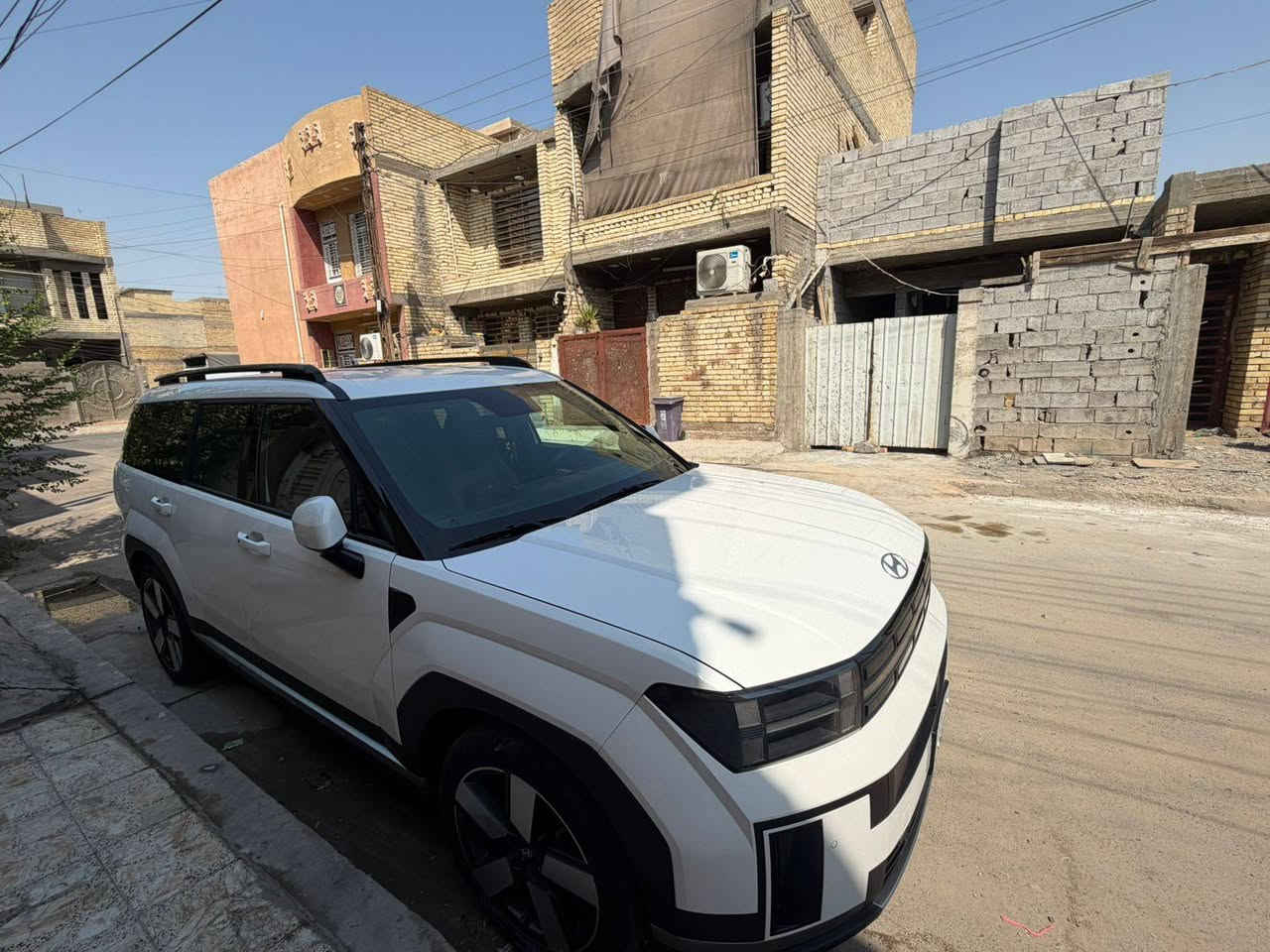 سنتافيا ٢٠٢٤ خليجي ماشية ١٨ الف مكفولة من الصبغ والضربة بيها بارد كد شبر ورصة بسيطة جدا  بسمي جديدة بمعنى الكلمة بحالة الزيرو فول مواصفات بدون فتحة كير تعليك جنطة كهرباء سبعة راكب ٣ قطع تبريد داخل جوزي محرك ٢٥٠٠ تيربو دوش السعر ٢٤٠ مكاني بغداد حي اور ***********
