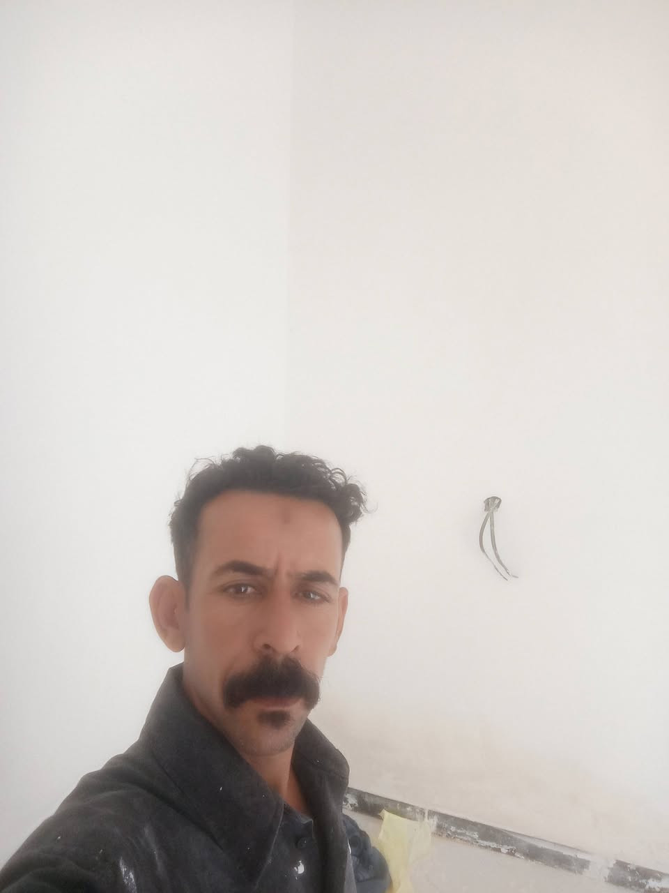 سمنت جص • متفرغ • كربلاء