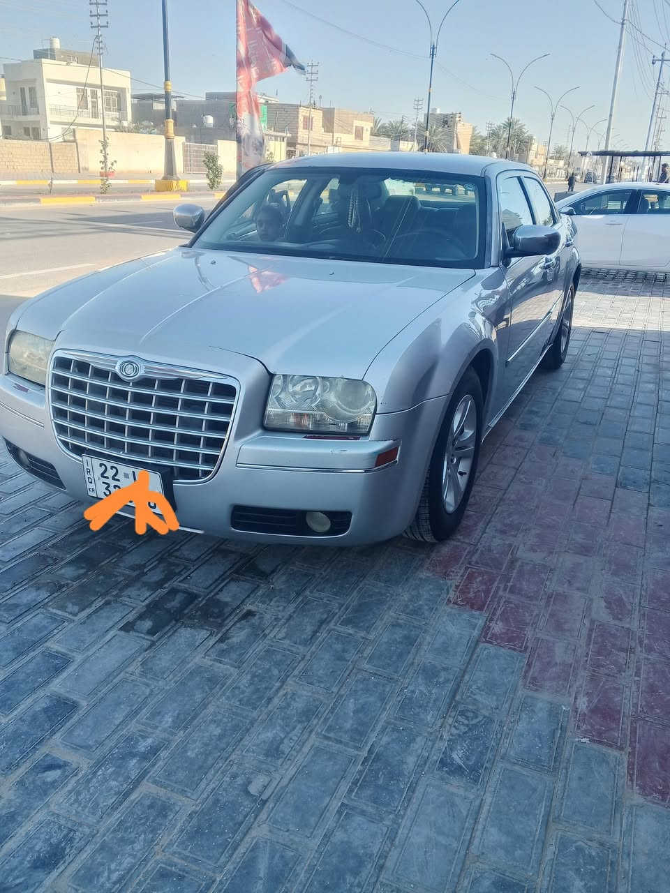 اوماما 2010  للبيع اربيل خصوصي بسمي الوكاله  بيها منظومة زنون عالي  سيارة مال جناي سعرها  ١٠٠ وبيها مجال للشراي مكينة 3500 مكفولة تبريد ذلج  استفسار اكثر واتساب *********** مكان السيارة كربلاء سيارة مامشتغلة خط مال بيت بيه تللاث قطع صبغ وبيه شويه بل الجملغ الأمامي
