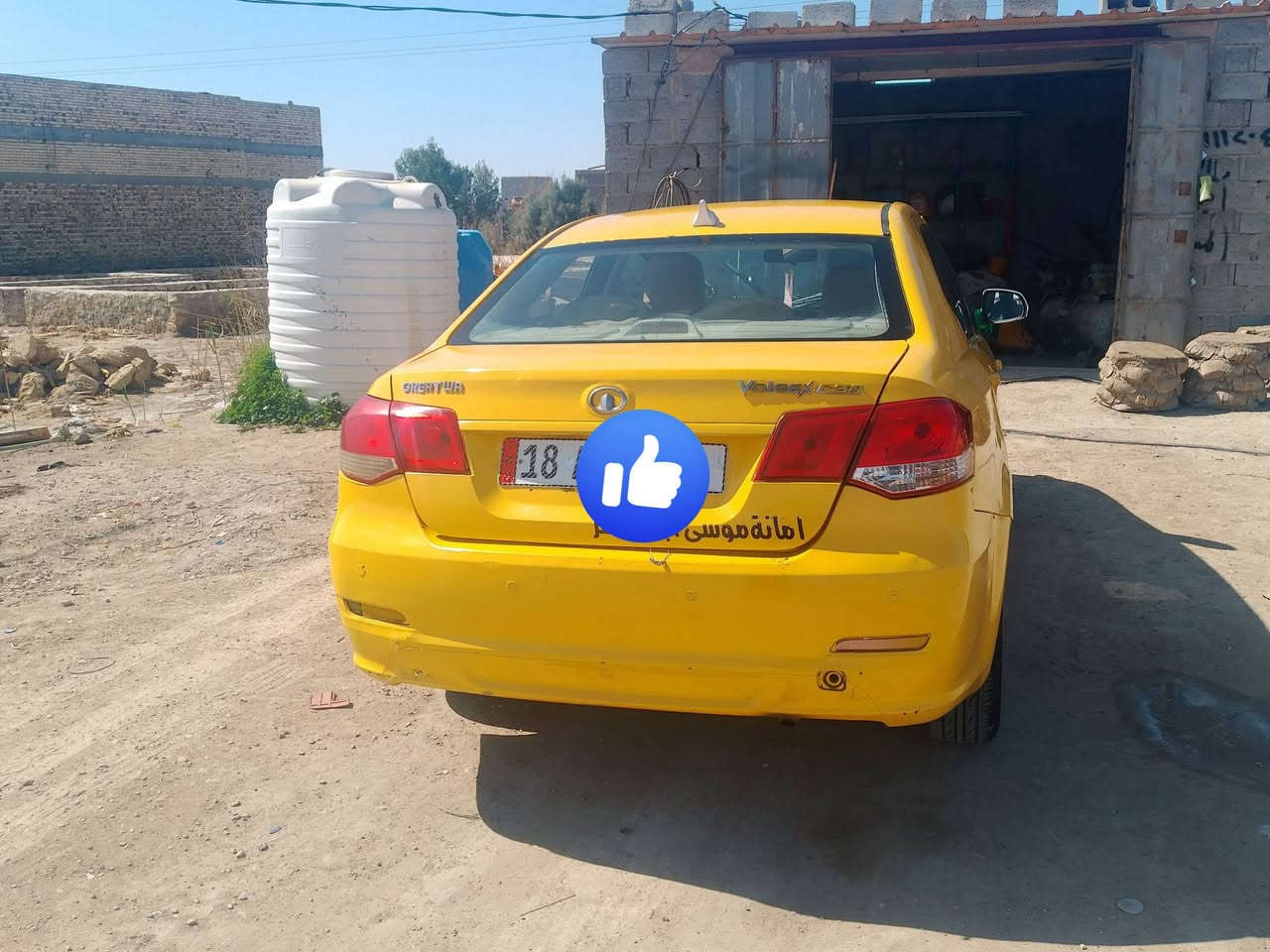 كريتويل فوكس موديل 12 رقم نكليزي  سنويه 30 بسمي محرك وكير حداديه جدد مابيه ضربه مصبوغه عام جماليه سعر 35 بيه مجال حك جيه مكان سماوه رميثه رقم ***********
