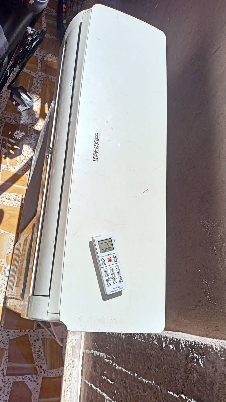يوجد سبلت طن تبريده ثلج مابي اي عطل سعره 120الاتصال على هذا الرقم
***********
