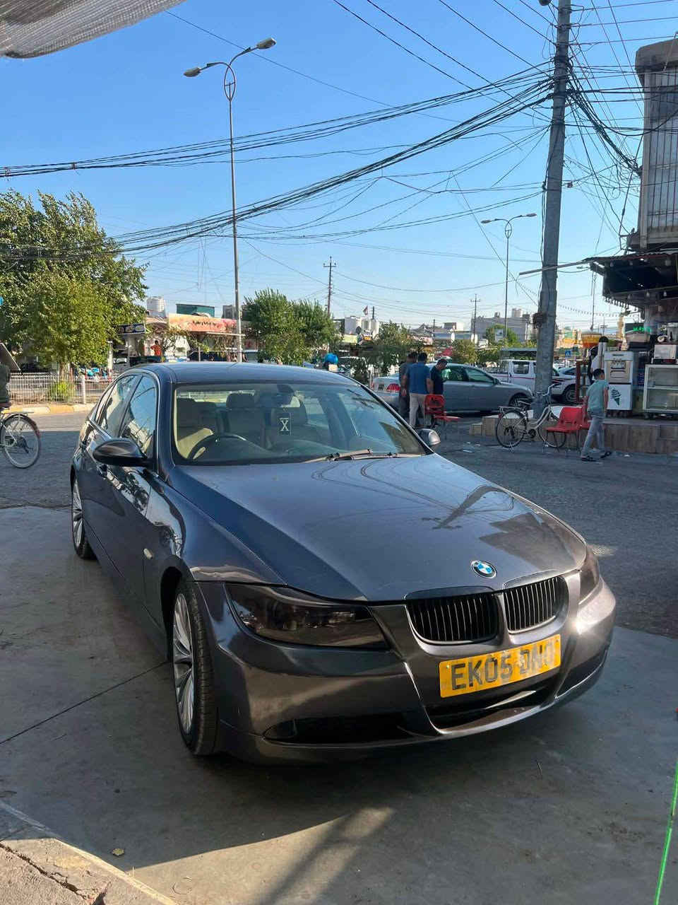 BMW 325i سوكان عه كس
سه ياره كه زور زور تازه مه كينه ٦ پستونى نوزڵ كورت مه رغوب سوكان عه كس ته نها يه ك چه مه لغى بۆياخه بى ناوگرتن و ده عم كوشن جلد و ناو زه رد 

سعرى بلاش ته نها 28 $ وه ره قه 
شوين سليماني 
***********
*********** السليمانية, العراق
