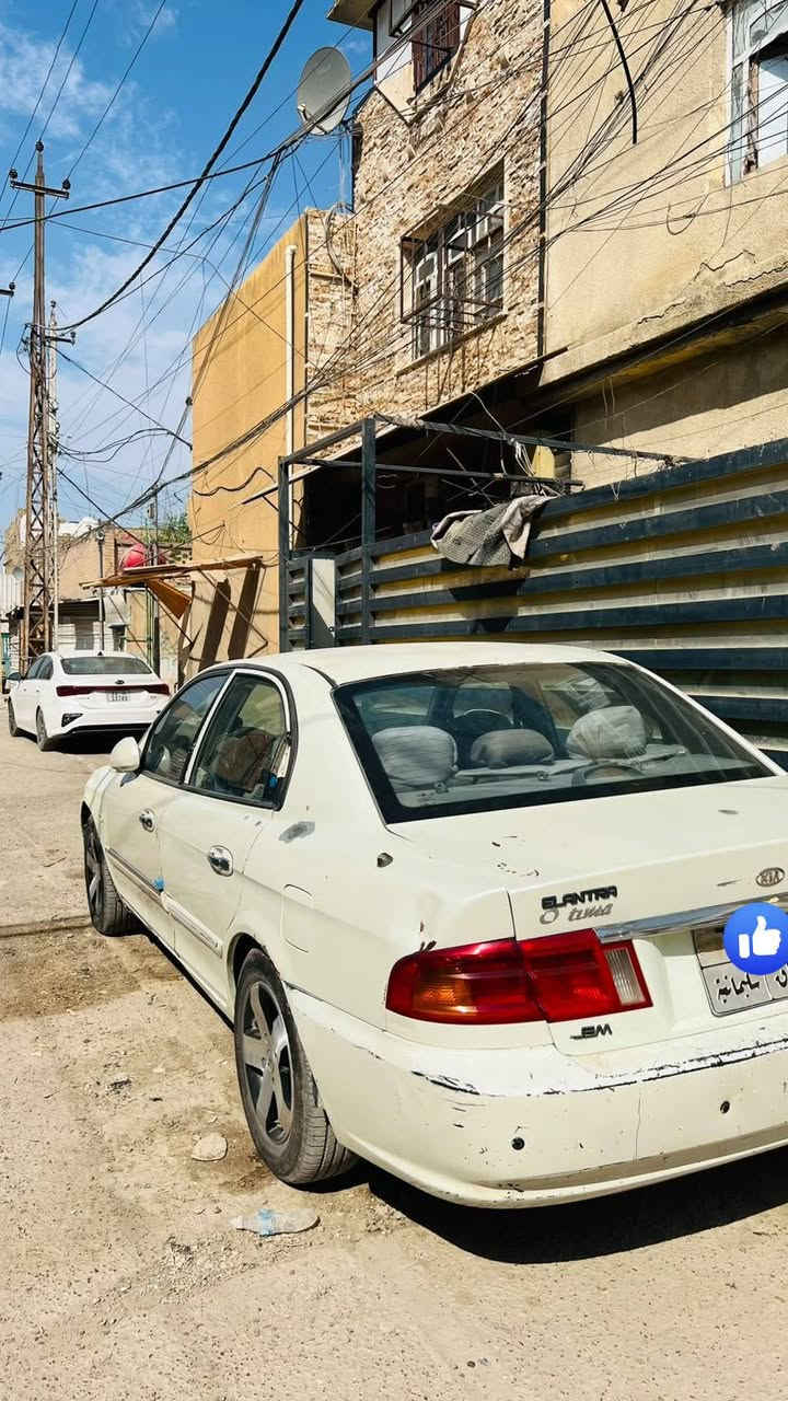 السلام عليكم
اوبتما كيا للبيع سياره جاهزة كلشي شغال بيها 
تبريد 
تخم تاير 
ويل كب 
كهربائيات شغاله 
محرك كير جديدات 
كبل للشارع
السعر 42
*********** للاتصال
