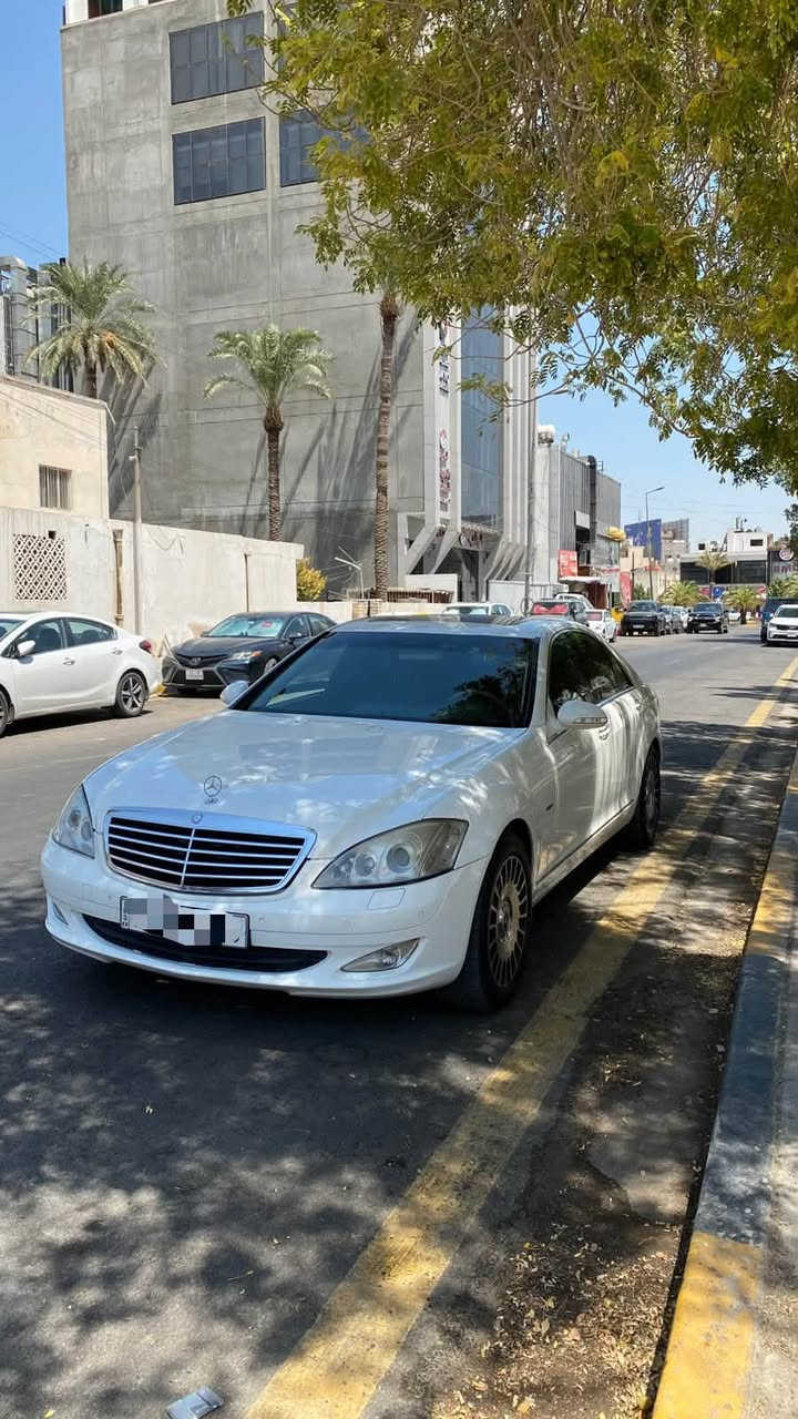 🔥 للبيع مرسيدس S350 تنفس طبيعي 🔥

موديل 2008 | تسجيل 2006 | دخول جديد

إذا تريد سيارة نظيفة وتستلمها وتمشي بيها مباشرة، هاي خيار مرتب.

🔹 تحويل وكالة
🔹 فول مواصفات (1/1)
🔹 السنوية بيها لحد 2030
🔹 بدون أي غرامات
🔹 5 قطع صبغ فقط
🔹 بدون دواخل
🔹 الطخات كانت بسيطة ومتصلحة شغل مرتب

🚘 السيارة ما تحتاج ولا دينار مصروف، جاهزة للاستخدام.
السعر اتصل للجاد فقط  

📍 الموقع: بغداد – اليرموك

📞 ***********
اتصال أو واتساب.

المعاينة خير دليل، والبيع للجادين فقط.

