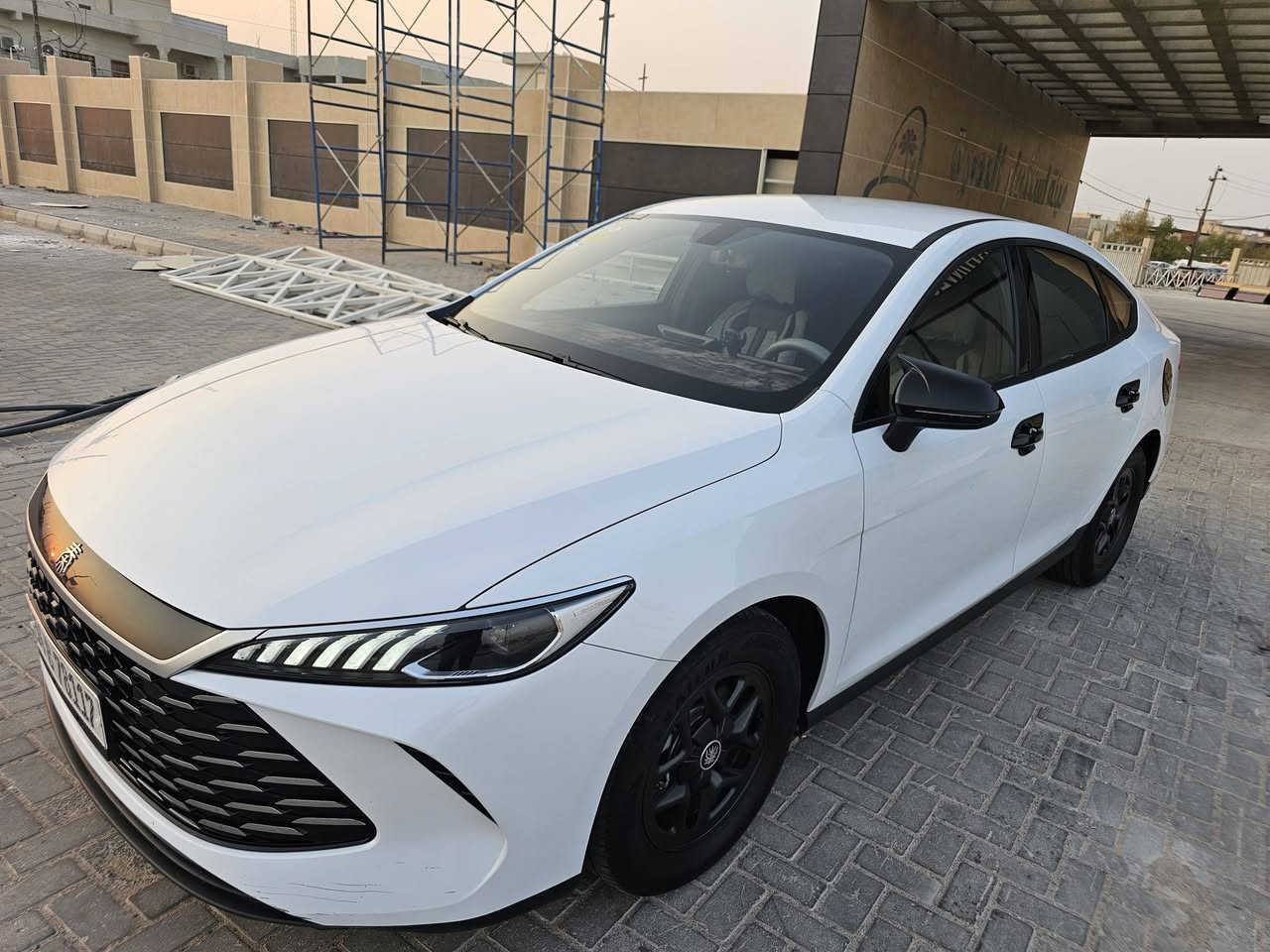 السلام عليكم
كن بلاس BYD 
كفاله :عامه
رقم : بصره / تحويل ثاني يوم
المشي الكلي : 36,000  KM
السياره مدوشمه كامله + سبير 
العنوان : البصره 
السعر : 124 $ وبيه مجال 
رقم النقال : ***********
