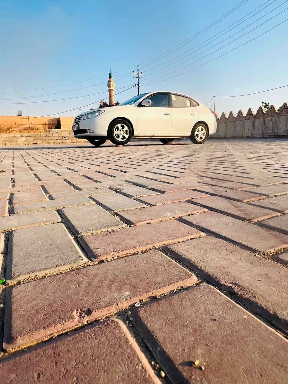@إشارة إسلام عليكم النترا موديل 11خليجي محرك 2000

السياره بيها جاملغ وبنيد وبيها شويه ب الباب الخلفي السيارة 

كير محرك بي تنقيص قليل صدر جديد خلفي امامي تخم تاير 

رقم أربيل تحويل مباشر وكاله ماكو تحويل فقط السنويه لل 

2030 يله تصقط السياره مناقصه برغي كله جاهز السياره 

منضومه مال غاز وبانزين السعر 110 وبيها أو مراوس ب بكامري 

من 17 وفوك الاستفسار *********** المكان تكريت
