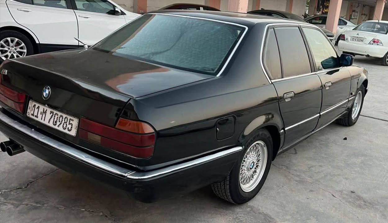 BM700
✅موديل 94 سنويه ورقم جديد 
✅فول اوتوماتيك
 ✅العنوان خانقين
 ✅للاستفسار الاتصال
☎ ***********
_________
لايك ومتابعه للصفحه ليصلك كل عرض جديد
