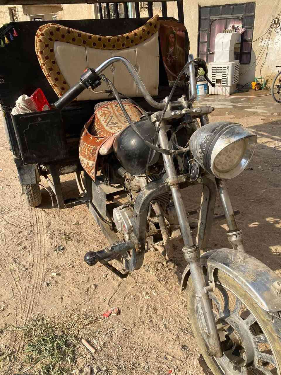 السلام عليكم ستوته كامله كلك أوراقها ضائعه محركها جمره مصطبات دوسه تخم تاير كهربائيات شغاله ب 800 وبيها مجال الشراي مكاني كربلاء ***********
