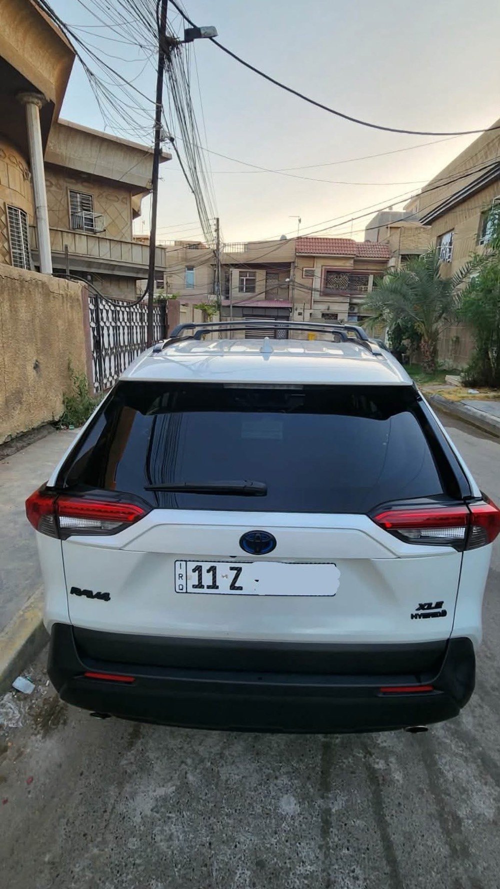 تويوتا راف فور هايبرد 2024 مواصفات فول XLE PREMIUM للبيع فقط  

وارد :امريكي حادثها باب الراكب و خلفه  

اللون : ابيض صدفي  

عداد المسافة :17 الف كيلو متر

حجم المحرك : 2.5L (4,سلندر) هايبرد

المواصفات:(HYBRID,XLE PREMIUM)

فــول الفــول مــواصــفــات 

كشنات جلد و تدفئه

فتحة سقف 

دبل اكسل (𝐀𝐖𝐃)

کیج الکتروني

ابواب بصمة 

بصمة تشغيل 

تشغيل عن بعد (𝐑𝐄𝐌𝐎𝐓𝐄 𝐒𝐓𝐀𝐑𝐓)

شاشة أندرويد اوتو ، كاربلي

كاميرا خلفي

هاند بريك بصمة

اوتو هولد : 𝐀𝐔𝐓𝐎 𝐇𝐎𝐋𝐃

رادار امامي (تحديد مسار)

رادار جانبي (نقاط عمياء)

رادار خلفي (التحذير من الاصطدام)

حساسات امامي

حساسات جانبي 

حساسات خلفي 

نظام : 𝐄𝐂𝐎

نظام : 𝐍𝐎𝐑𝐌𝐀𝐋

نظام : 𝐒𝐏𝐎𝐑𝐓

نظام : 𝐓𝐑𝐀𝐈𝐋

مانع انزلاق+𝐀𝐁𝐒

تحكمات استيرن 

ستيرن هيتر

كشنات كهربائي 

كشنات هيتر

تبريد قطعتين

صندوق شفط كهربائي 

لايتات 𝐋𝐄𝐃 

لايتات ضبابية بلادي

بكلايتات 𝐋𝐄𝐃 بلادي 

ويل حجم 18 بلادي

اريل نفكيشن

حساس امطار

حساس لايت

مثبت سرعه

جامات اوتو 

كتلوكات السيارة و كل شي موجود دوسات بلاديه برده صندوق 


سعرها 26,500$ بيها مجال 


وصورة مرفقة للسونار 

للتواصل ***********