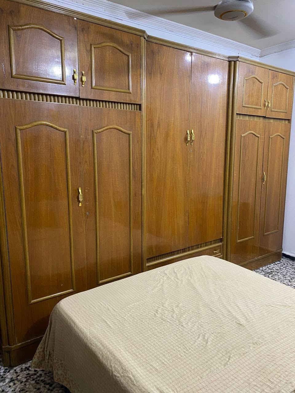 غرفه عراقيه للبيع صاج قوي العنوان الطالبيه السعر ٦٠٠ للاستفسار ***********
