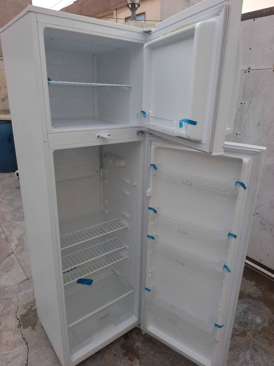 ثلاجات لبيع بلادي شرط فحص
‏‪***********‬‏
