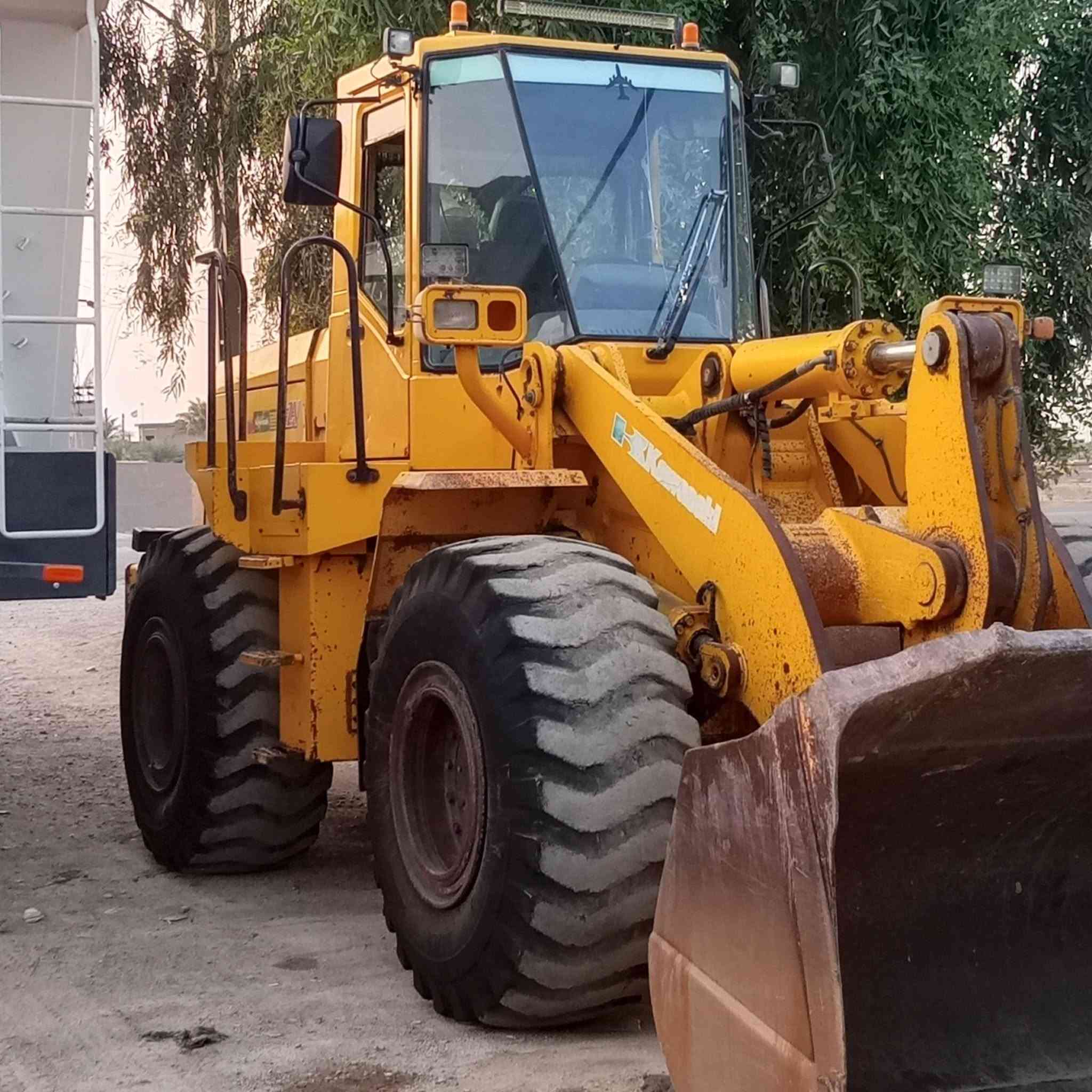 سلام عليكم شفل كاوسكي حجم 80 ZV  2006 مكينه كمنز بم نوزل رقم سيلمانيه ***********
