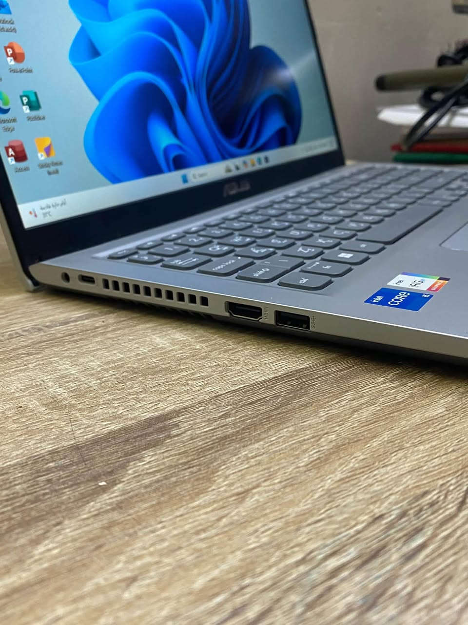 ASUS
المعالج : core i5 - جيل 11
رام 8 
هارد 256
حجم شاشة 15.6
السعر 390 الف وبي مجال
📞:***********
