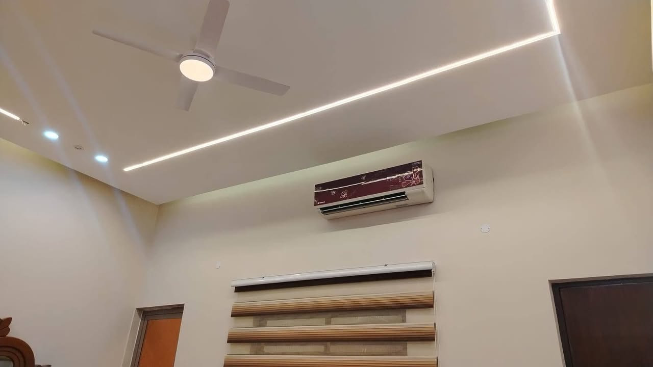 البيت طابو زراعي وكاله محكمه ركن
مساحه 160 واجه 10 نزال 16
بناء طابوق والبناء كل شي بالبيت درجه اولى شوف العين والتفاصيل افضل من الكتابه بناء شخصي بيتي انا بيدي باني من الاساس
طابق واحد مع سقيفه للسطح كل السطح
السعر ١٩٤ وبي مجال ان شاء الله 

مناوي لجم
وتساب مراسلة فقط نعتذر عن المكالمات 
***********
