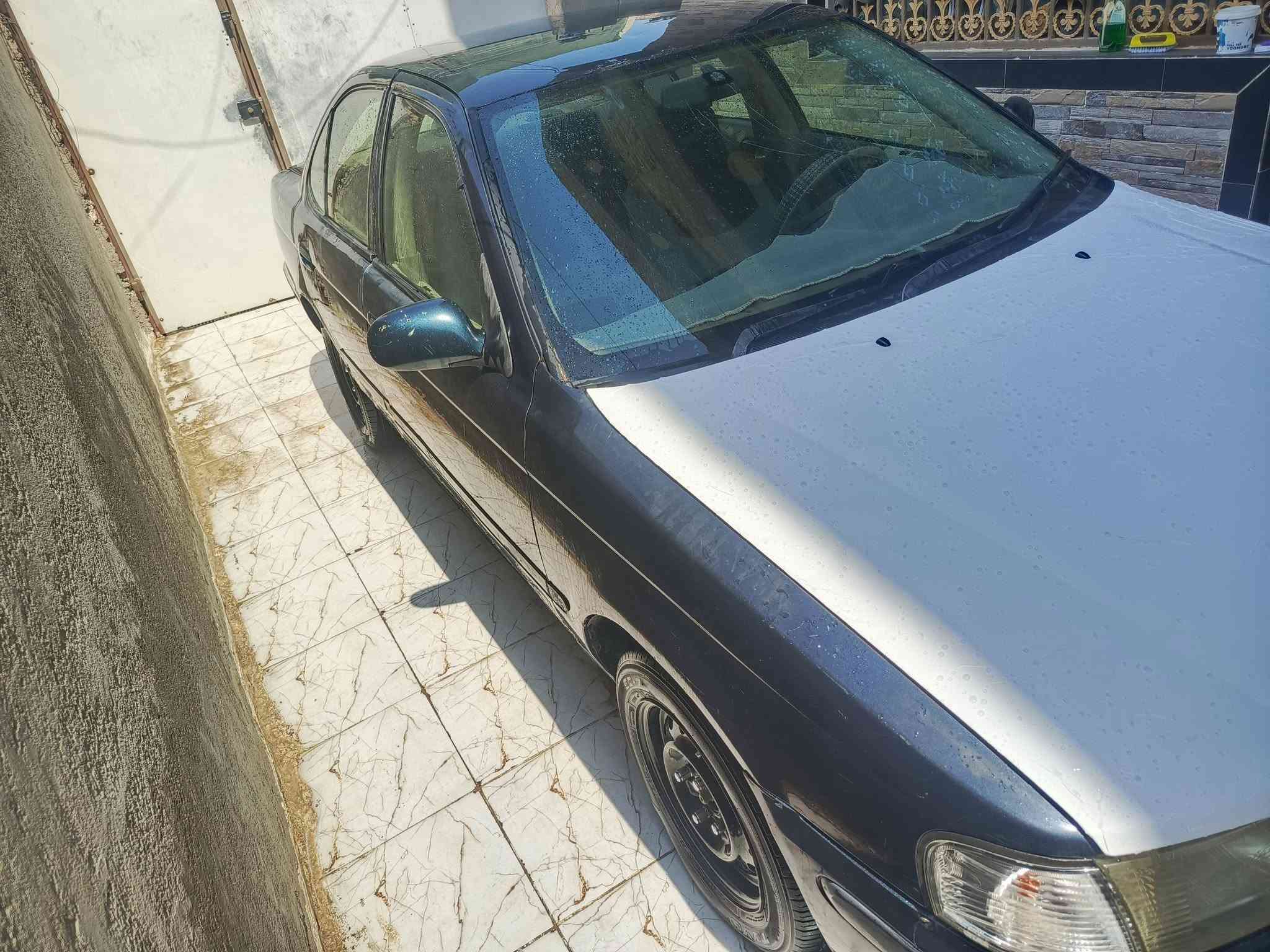 السلام عليكم
نيسان سني موديل 2000سياره كير ومكينه جدد حداديه تعبانه الكشر شوف العين بي جراد بيه ملاحظات  رقم بابل مكانه بابل السعر 27وبيه مجال الاستفسار ***********
