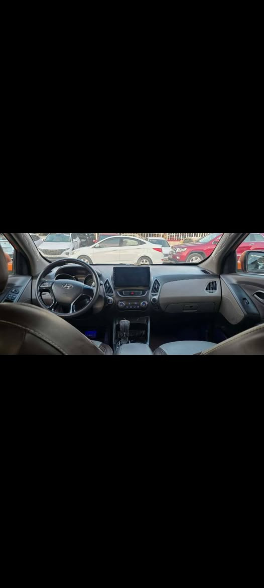 السلام عليكم ورحمة الله وبركاته 🌹
🚘 توسان موديل 2015 خليجي
▫️ رقم بغداد الجديد
▫️ باسمي
▫️ مكفولة كفالة عامة
ماشية ٨٥الف لزكات الشركة بيهة
▫️ لون مشمشي مميز
▫️ فول مواصفات، للأخير 
▫️ عدة البصمة
💰 السعر: 153
🔹 وبي مجال بسيط
📍 المكان: بغداد – اليوسفية – ناحية الرشيد
📞 للاستفسار: ***********
خلاف الكلام، السنار عليك.
