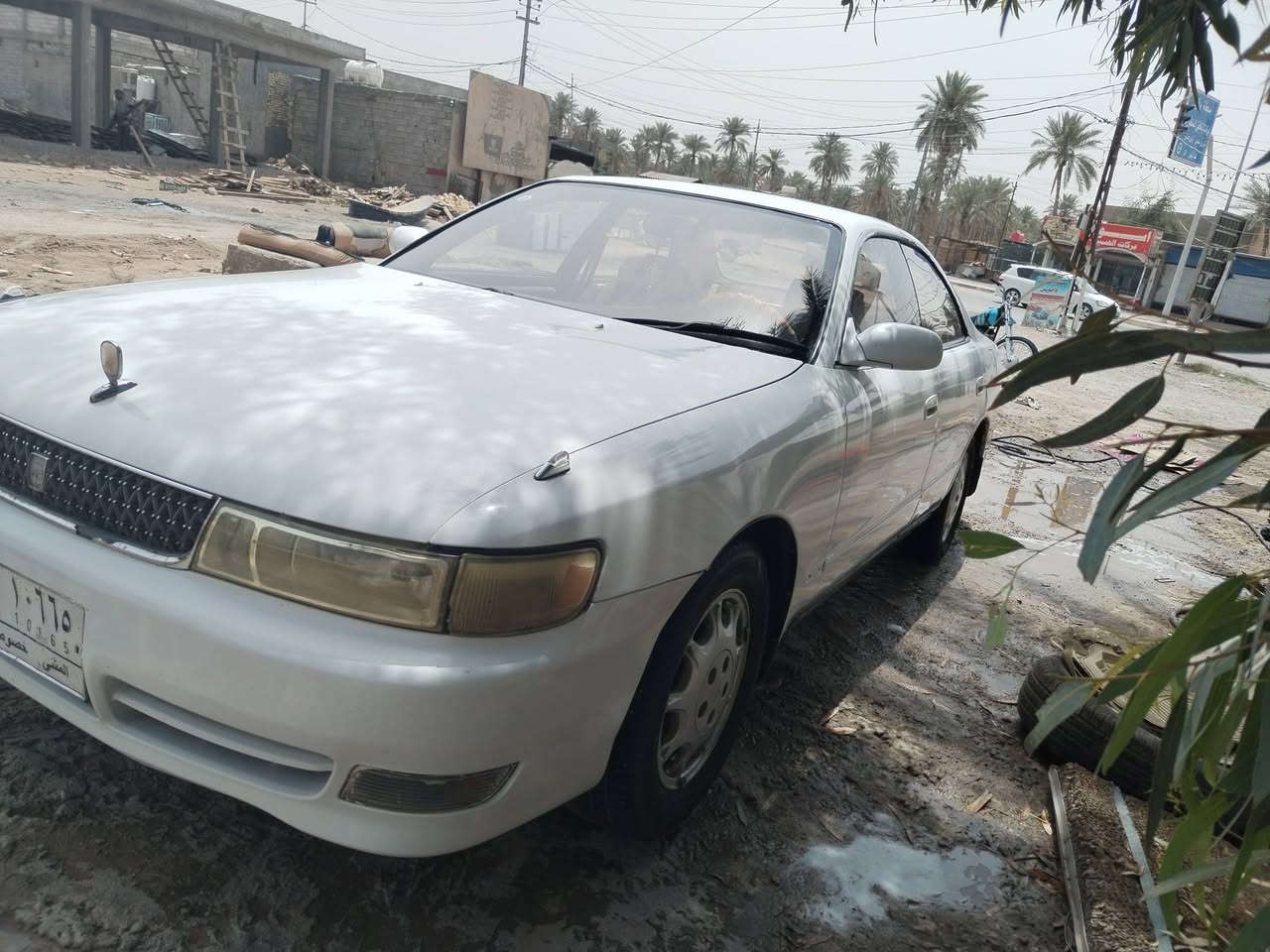 شيزر مديل ٩٣ رقم مثنى بسمي سنوية جديده مكفولة من كصة ونقل جثة والعيب الشرعي مكينة ٢ونص لاتنقيص ولاتبخير بس بية شوي شكشكة ماعرف شنو السبب  السيارة حلوة حدادية 60٪ المكان الديوانية قضاء غماس السعر ٥٣ وبية مجال 
***********
