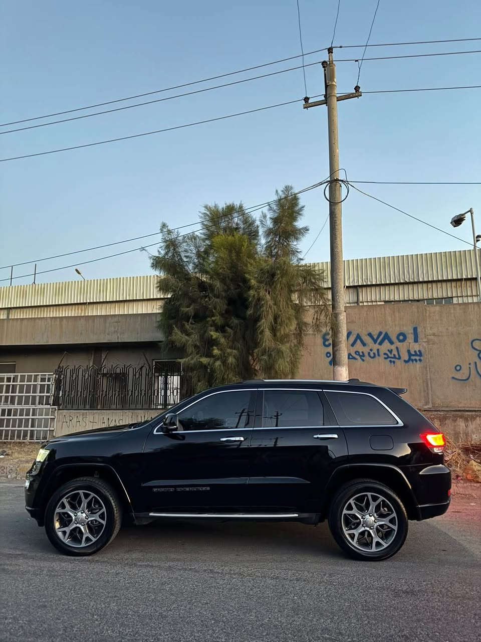 جيب ئؤڤرلاند ٢٠١٩خليجي
سيارة كفالة عامة 
بس مكانين بارد 
سيارة گير محرك حدادية تبريت كلة بشرت 
ماشي٥٥
٤تيارات جديدة
رقم سنةوي كلة جديد 
سيارة حيل حلوة جديدة 
***********عندي واتساب أربيل, العراق
