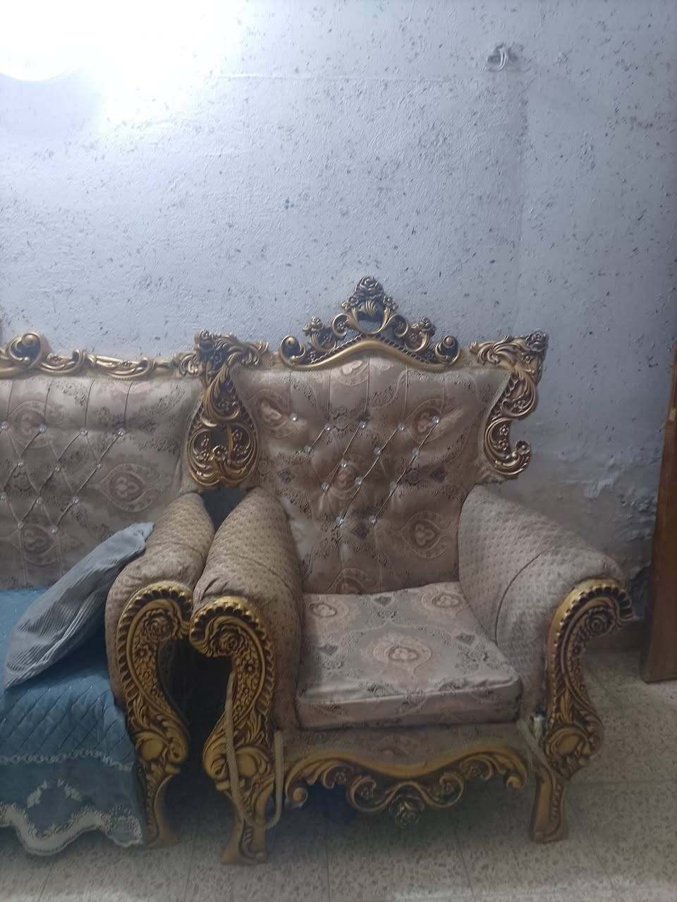 السلام عليكم غراض لبيع اسعار مناسبه لستفسار الاتصال على رقم بي وات ساب ***********

