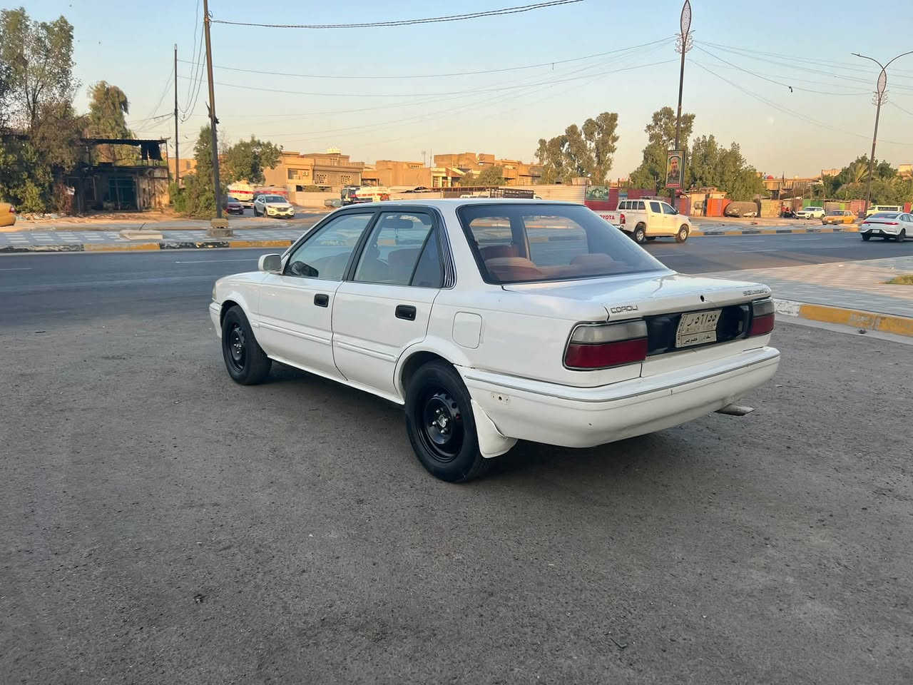سلامً عليكم كورلاه موديل 1991سياره مكفوله من ضربه وتبديل بيه صبغ حزم فقط بدون ضربه كير ومكينه مكفولته تخم تاير جديد صدر مامي وخلفي جديد سياره جهزه وكل نقص مابيه سياره بسمه سنويه إلى 28مشروع وطني كير وتماتيك السعره 39. مكاني بغداد بلديات وهذ رقمي ***********
